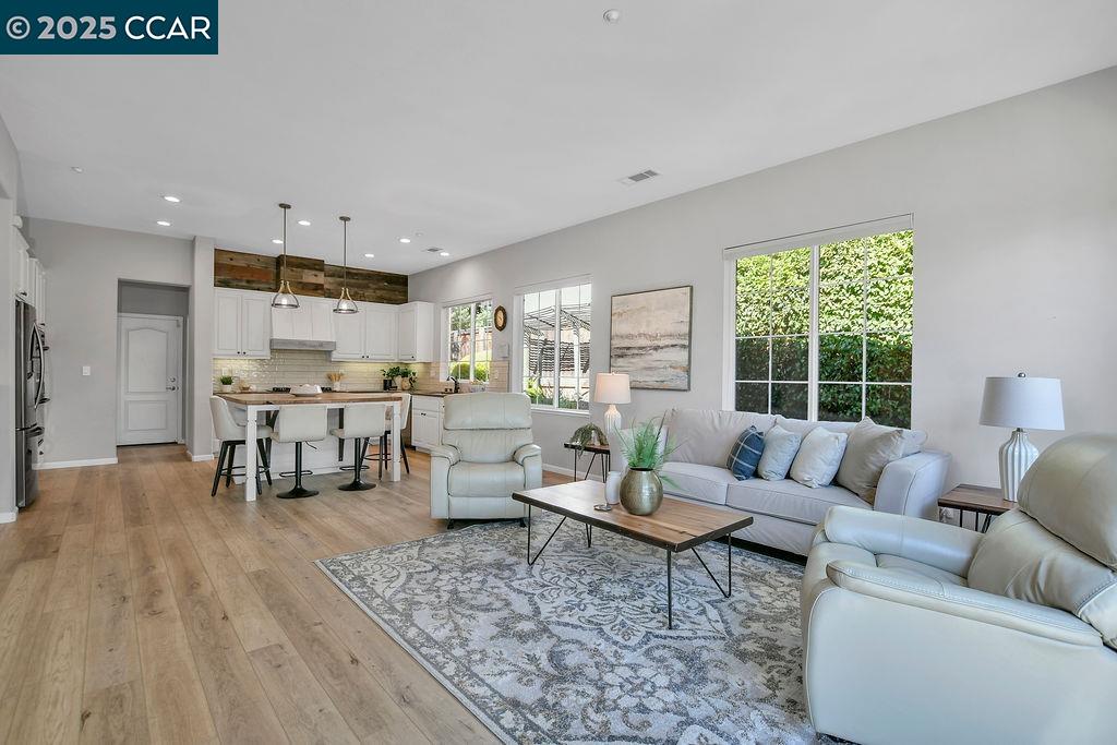 Detail Gallery Image 15 of 40 For 2560 Risebridge Ct, Brentwood,  CA 94513 - 4 Beds | 3 Baths