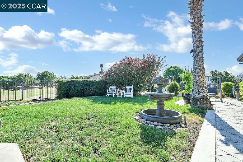 Detail Gallery Image 29 of 40 For 2560 Risebridge Ct, Brentwood,  CA 94513 - 4 Beds | 3 Baths
