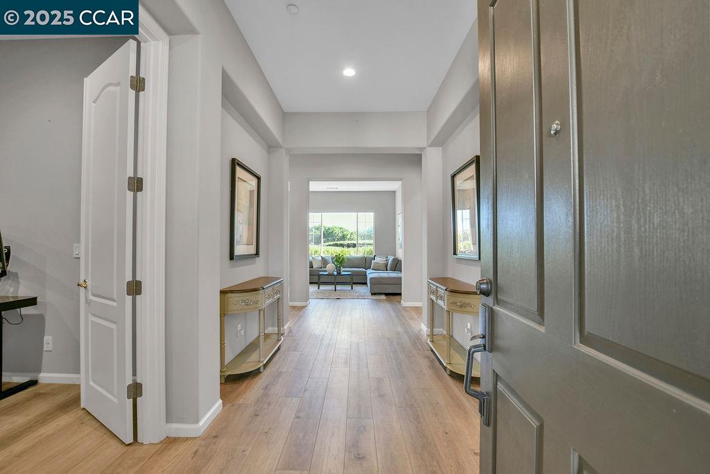 Detail Gallery Image 6 of 40 For 2560 Risebridge Ct, Brentwood,  CA 94513 - 4 Beds | 3 Baths