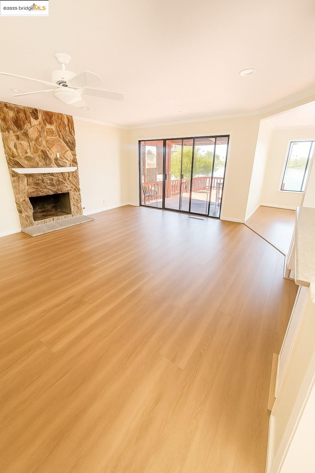 Detail Gallery Image 2 of 5 For 1042 Willow Lake Rd, Discovery Bay,  CA 94505 - 3 Beds | 2 Baths