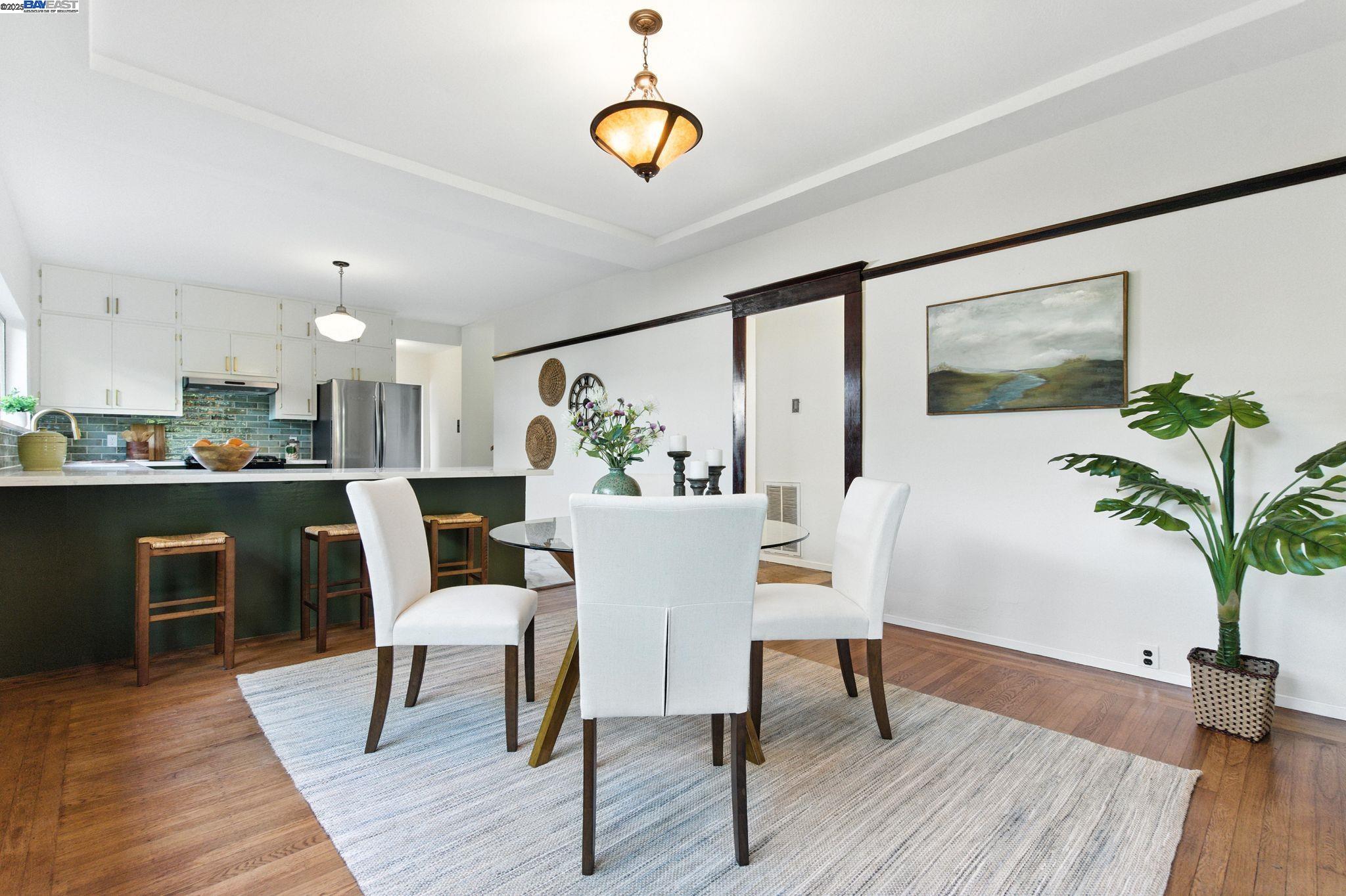 Detail Gallery Image 17 of 48 For 517 Taylor Ave, Alameda,  CA 94501 - 3 Beds | 2 Baths