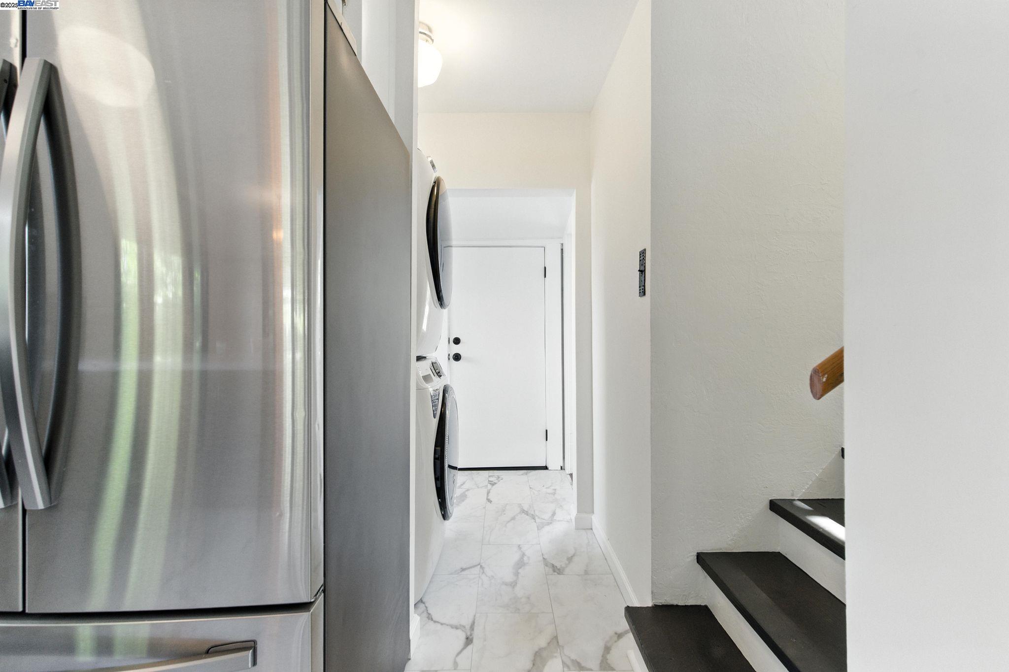 Detail Gallery Image 24 of 48 For 517 Taylor Ave, Alameda,  CA 94501 - 3 Beds | 2 Baths
