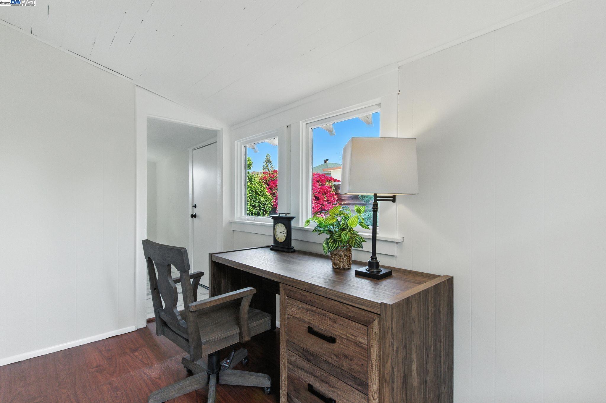 Detail Gallery Image 26 of 48 For 517 Taylor Ave, Alameda,  CA 94501 - 3 Beds | 2 Baths