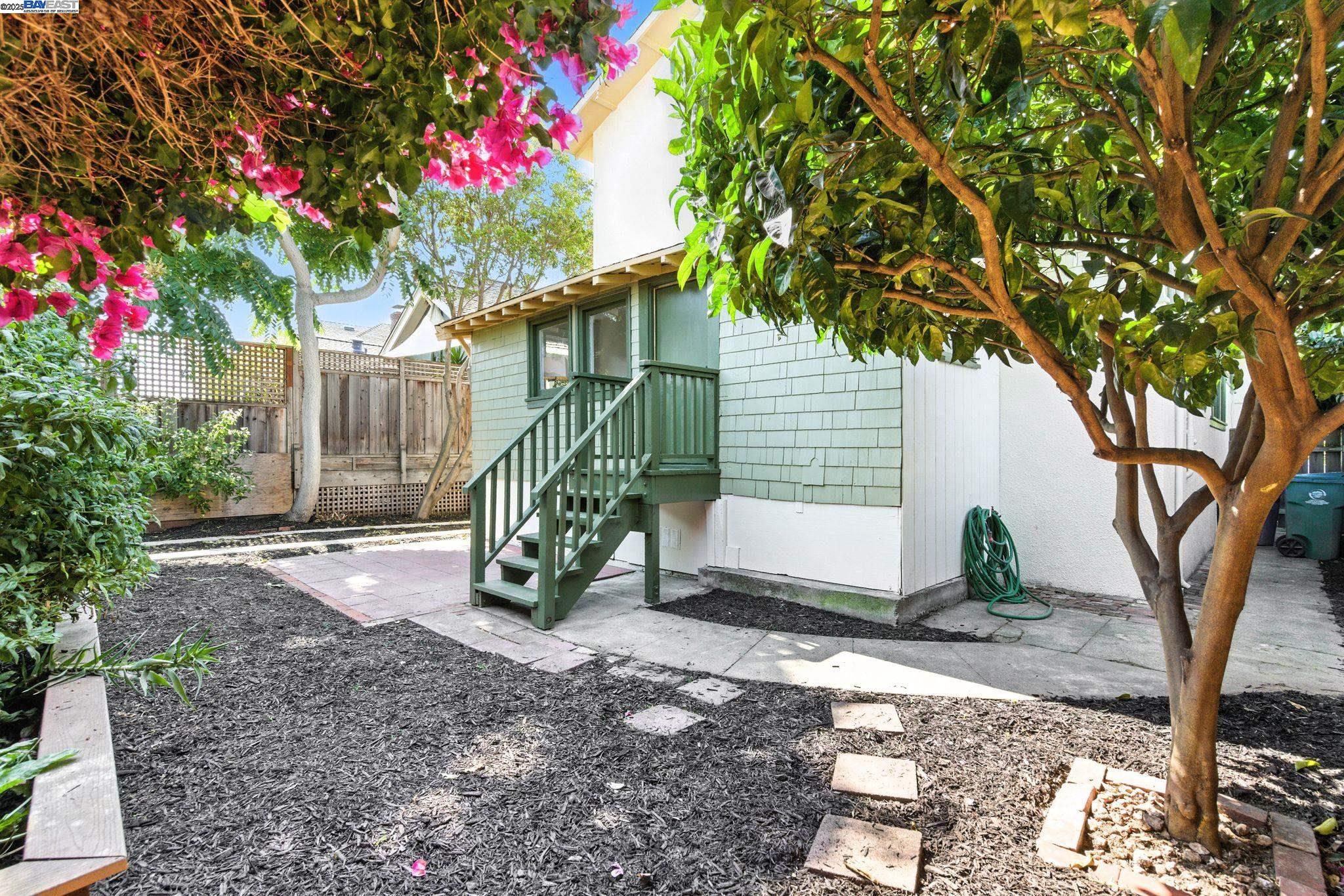 Detail Gallery Image 42 of 48 For 517 Taylor Ave, Alameda,  CA 94501 - 3 Beds | 2 Baths