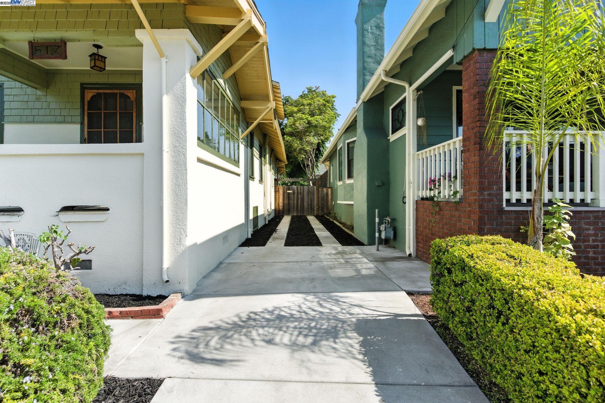 Detail Gallery Image 9 of 48 For 517 Taylor Ave, Alameda,  CA 94501 - 3 Beds | 2 Baths