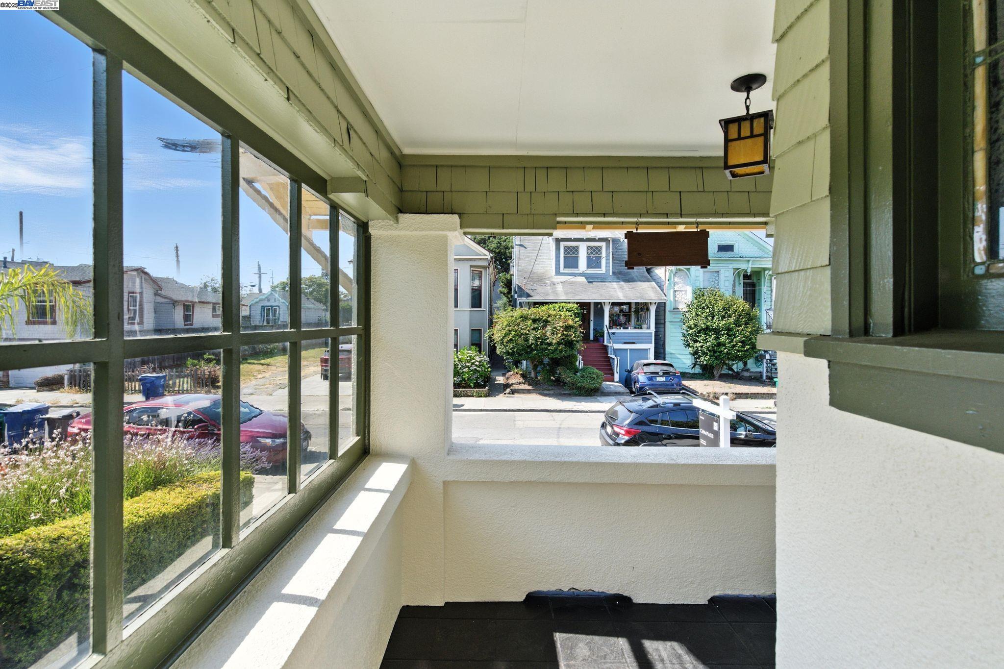 Detail Gallery Image 10 of 48 For 517 Taylor Ave, Alameda,  CA 94501 - 3 Beds | 2 Baths