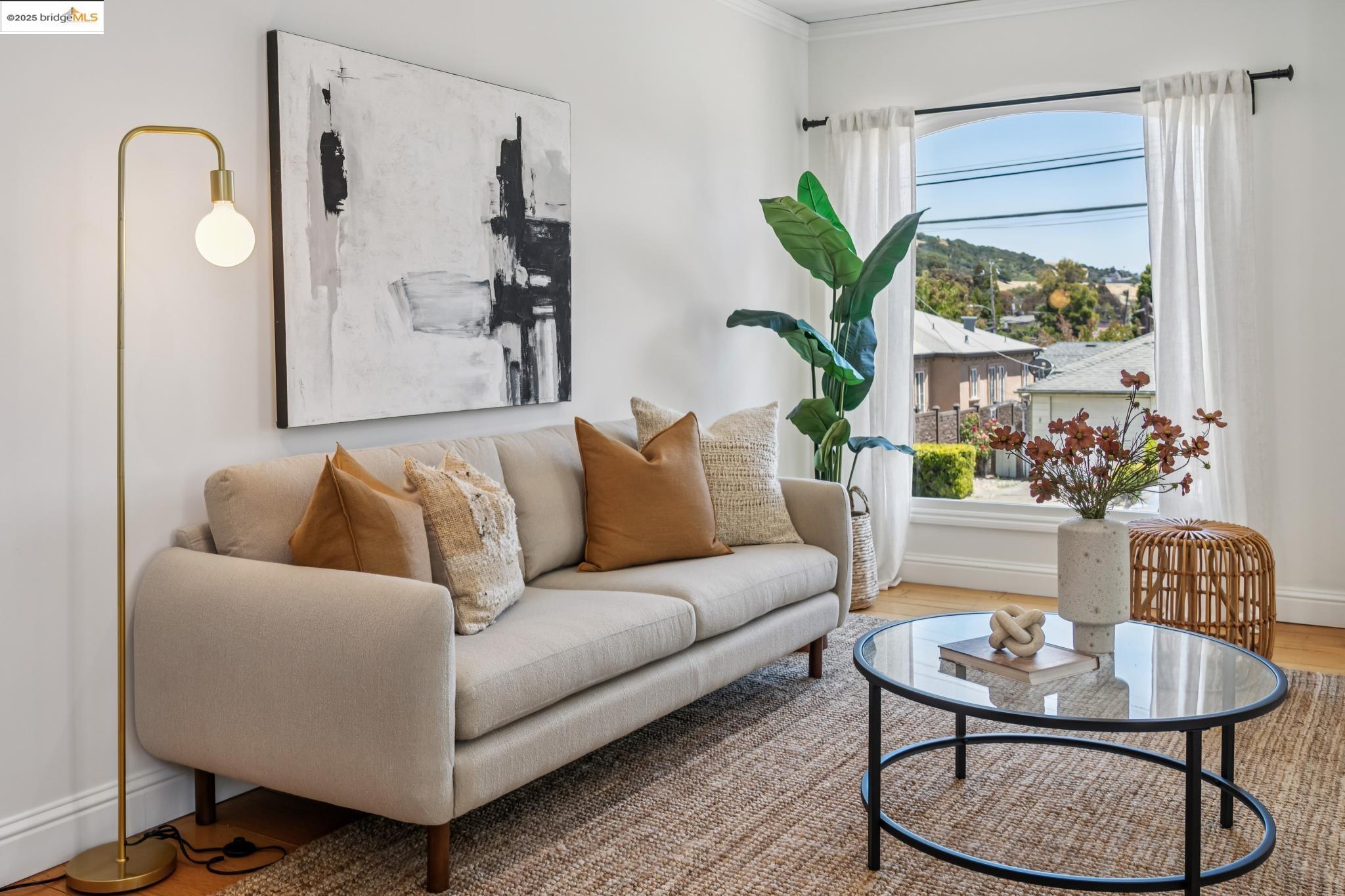 Detail Gallery Image 11 of 60 For 2615 Truman Ave, Oakland,  CA 94605 - 2 Beds | 1 Baths