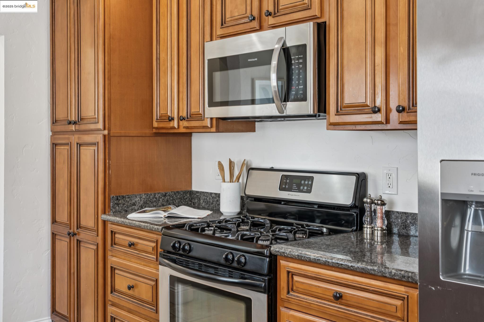 Detail Gallery Image 18 of 60 For 2615 Truman Ave, Oakland,  CA 94605 - 2 Beds | 1 Baths