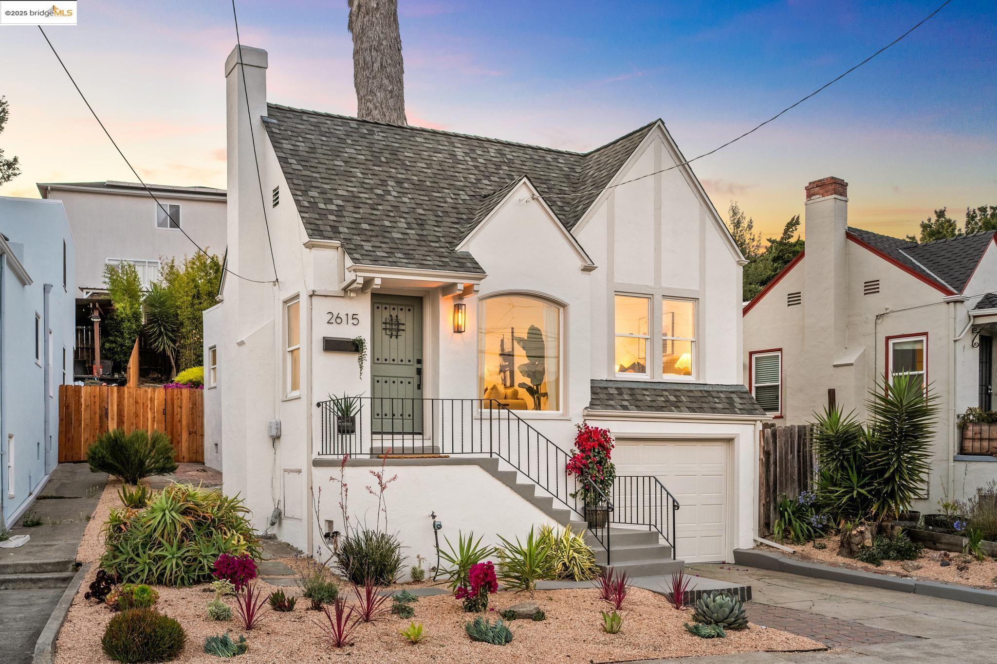 Detail Gallery Image 3 of 60 For 2615 Truman Ave, Oakland,  CA 94605 - 2 Beds | 1 Baths