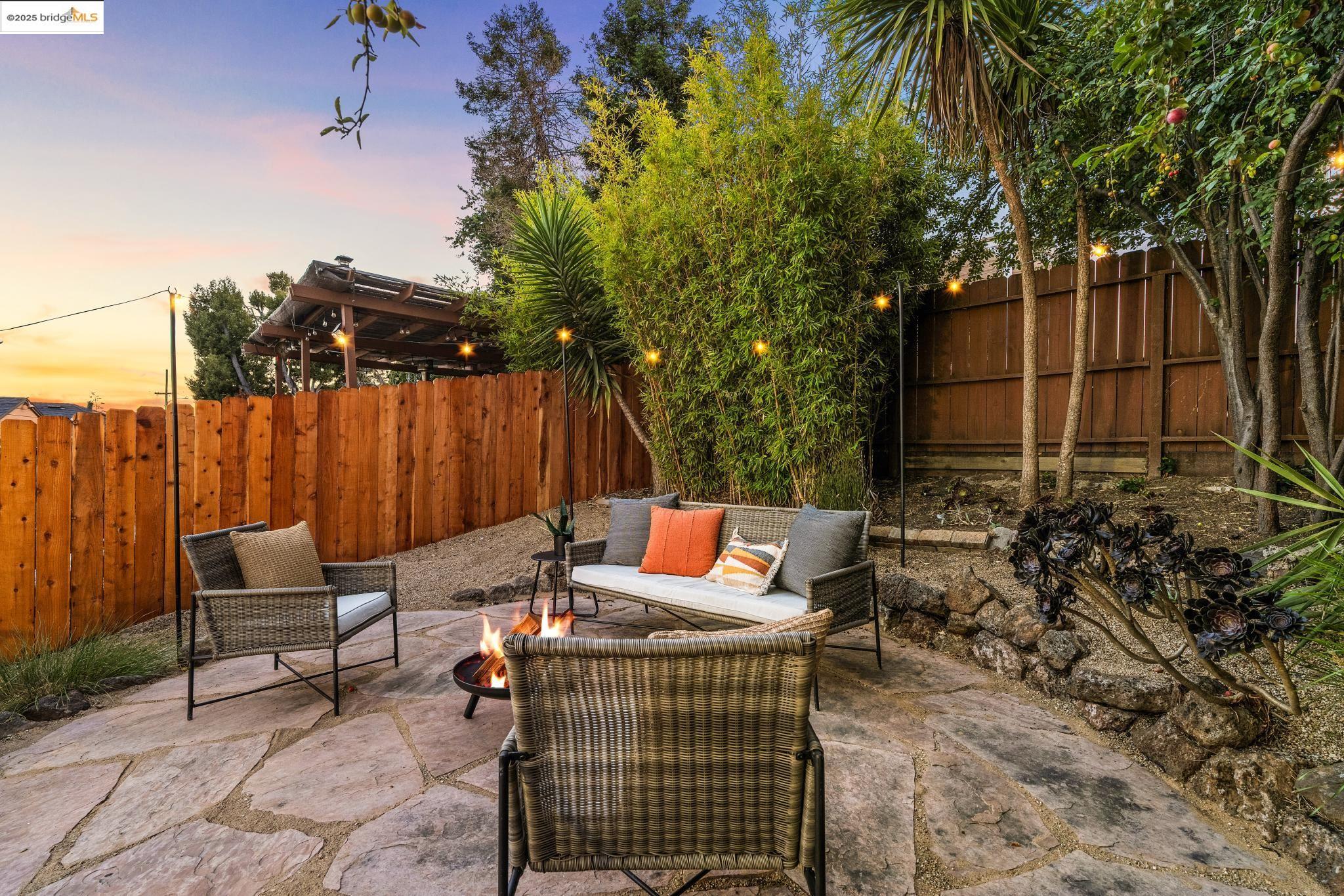 Detail Gallery Image 49 of 60 For 2615 Truman Ave, Oakland,  CA 94605 - 2 Beds | 1 Baths
