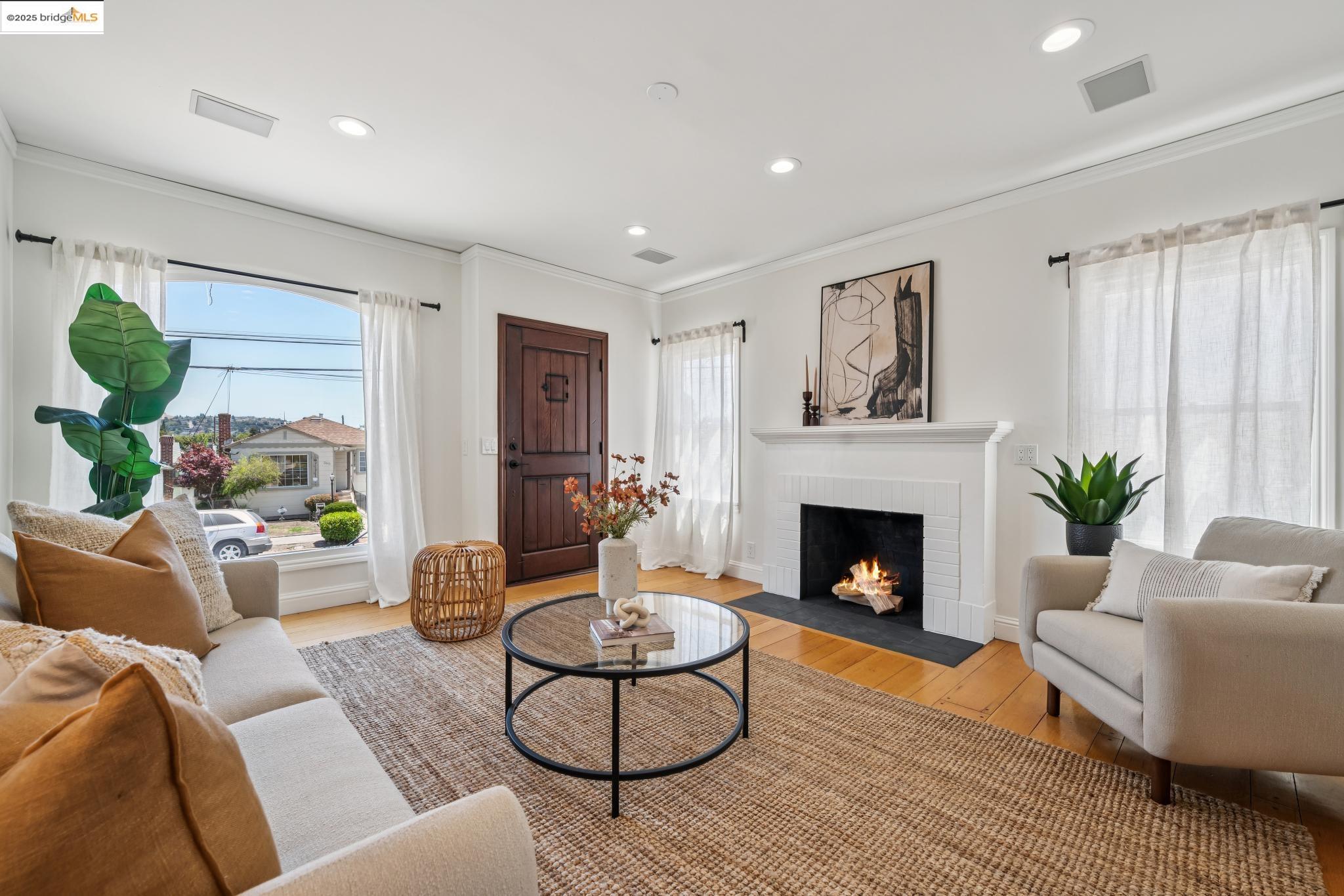 Detail Gallery Image 8 of 60 For 2615 Truman Ave, Oakland,  CA 94605 - 2 Beds | 1 Baths
