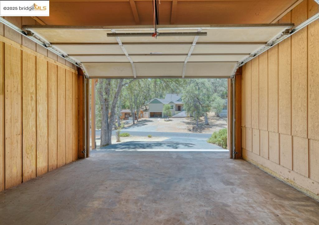 Detail Gallery Image 15 of 19 For 12811 Cresthaven Drive, Groveland,  CA 95321 - 3 Beds | 2 Baths