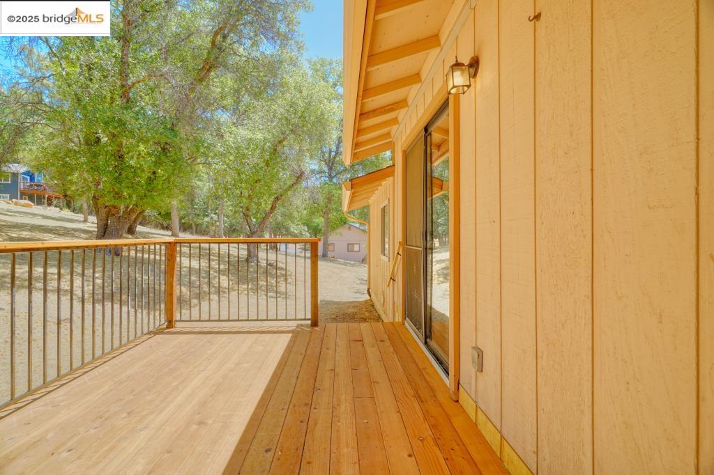 Detail Gallery Image 16 of 19 For 12811 Cresthaven Drive, Groveland,  CA 95321 - 3 Beds | 2 Baths