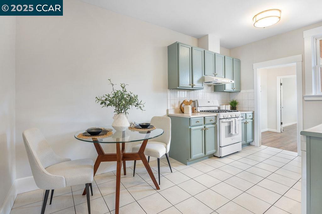 Detail Gallery Image 11 of 35 For 65 Del Monte St, San Francisco,  CA 94112 - 3 Beds | 1 Baths