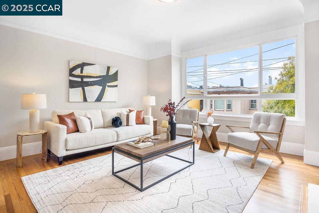 Detail Gallery Image 3 of 35 For 65 Del Monte St, San Francisco,  CA 94112 - 3 Beds | 1 Baths