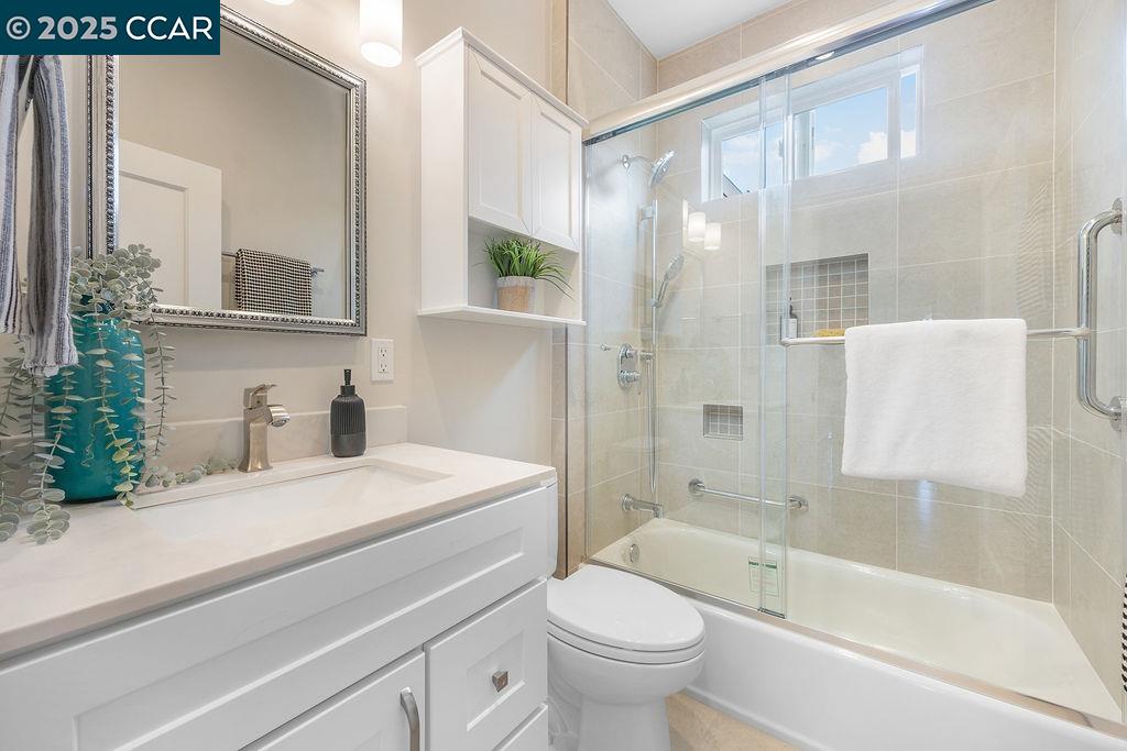 Detail Gallery Image 21 of 35 For 65 Del Monte St, San Francisco,  CA 94112 - 3 Beds | 1 Baths