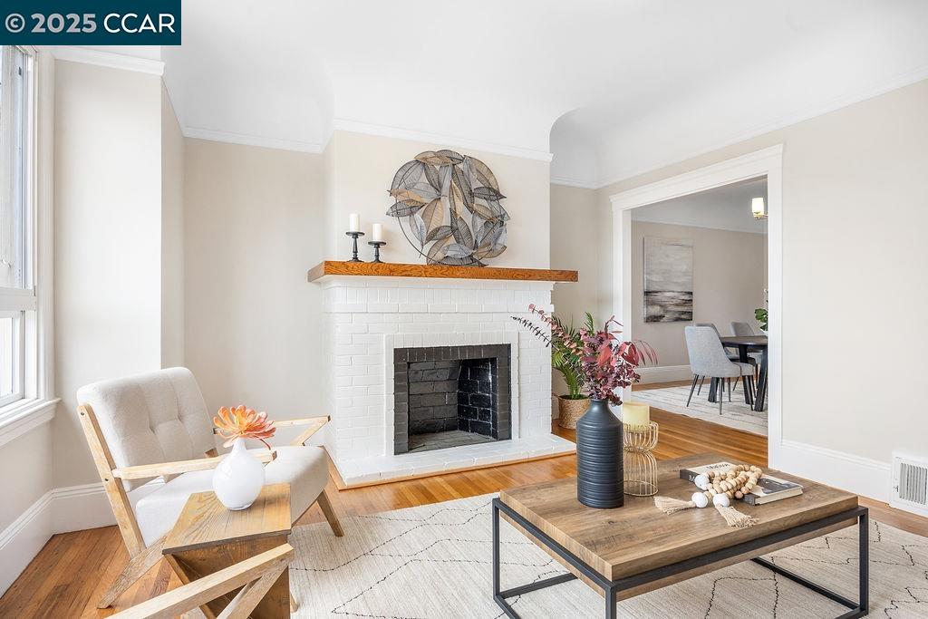 Detail Gallery Image 6 of 35 For 65 Del Monte St, San Francisco,  CA 94112 - 3 Beds | 1 Baths