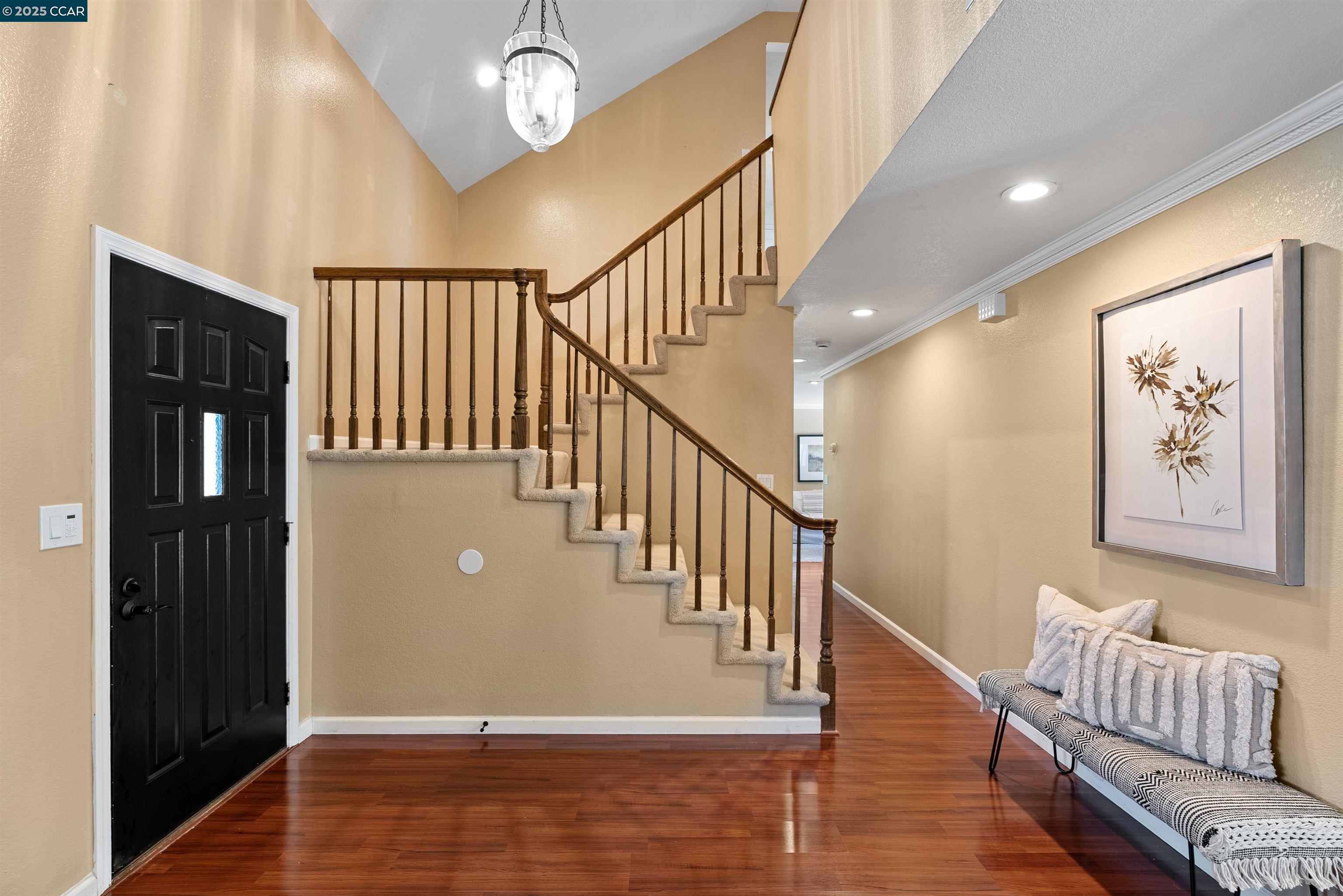Detail Gallery Image 5 of 60 For 3628 Portsmouth Ct, Pleasanton,  CA 94588 - 5 Beds | 2/1 Baths