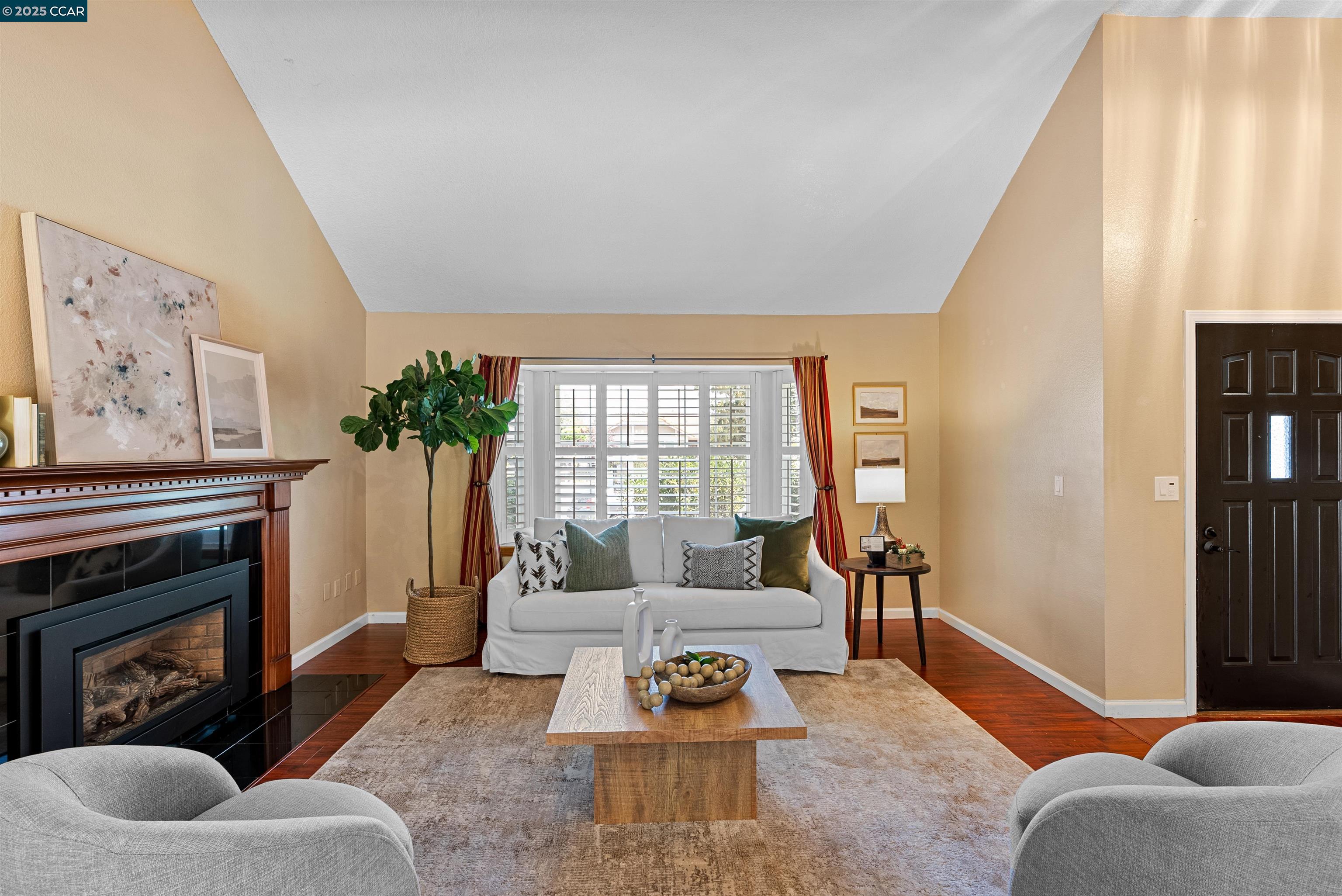 Detail Gallery Image 6 of 60 For 3628 Portsmouth Ct, Pleasanton,  CA 94588 - 5 Beds | 2/1 Baths