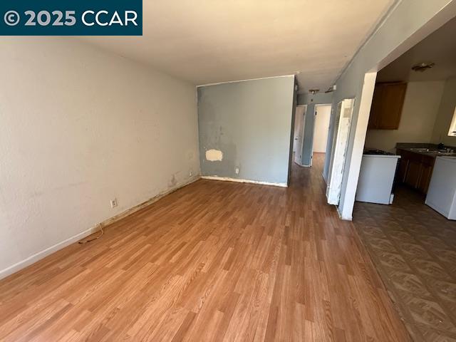 Detail Gallery Image 7 of 12 For 500 Duboce Ave, Richmond,  CA 94801 - 2 Beds | 1 Baths