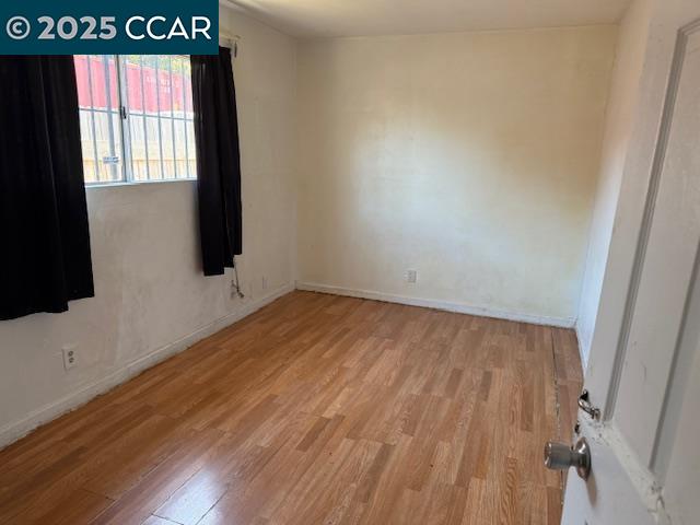 Detail Gallery Image 10 of 12 For 500 Duboce Ave, Richmond,  CA 94801 - 2 Beds | 1 Baths