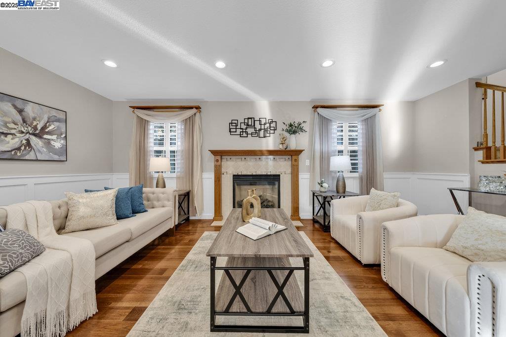 Detail Gallery Image 7 of 58 For 344 Kansas Way, Fremont,  CA 94539 - 4 Beds | 3/1 Baths