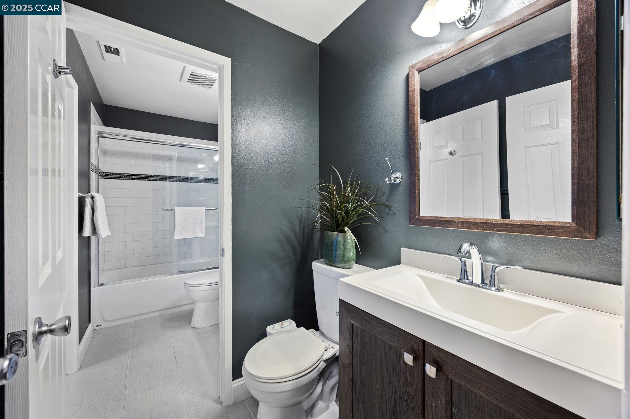 Photo #16: 41103999 Listing: Photo #16