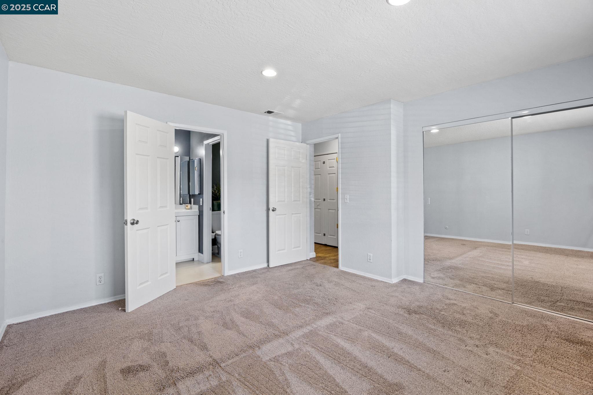 Photo #21: 41103999 Listing: Photo #21