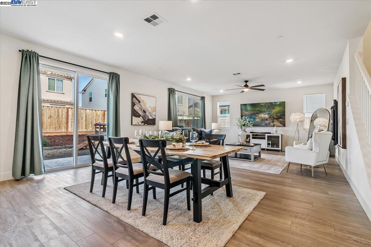 Detail Gallery Image 6 of 36 For 5360 Trimonti Cir, Antioch,  CA 94531 - 5 Beds | 3/1 Baths