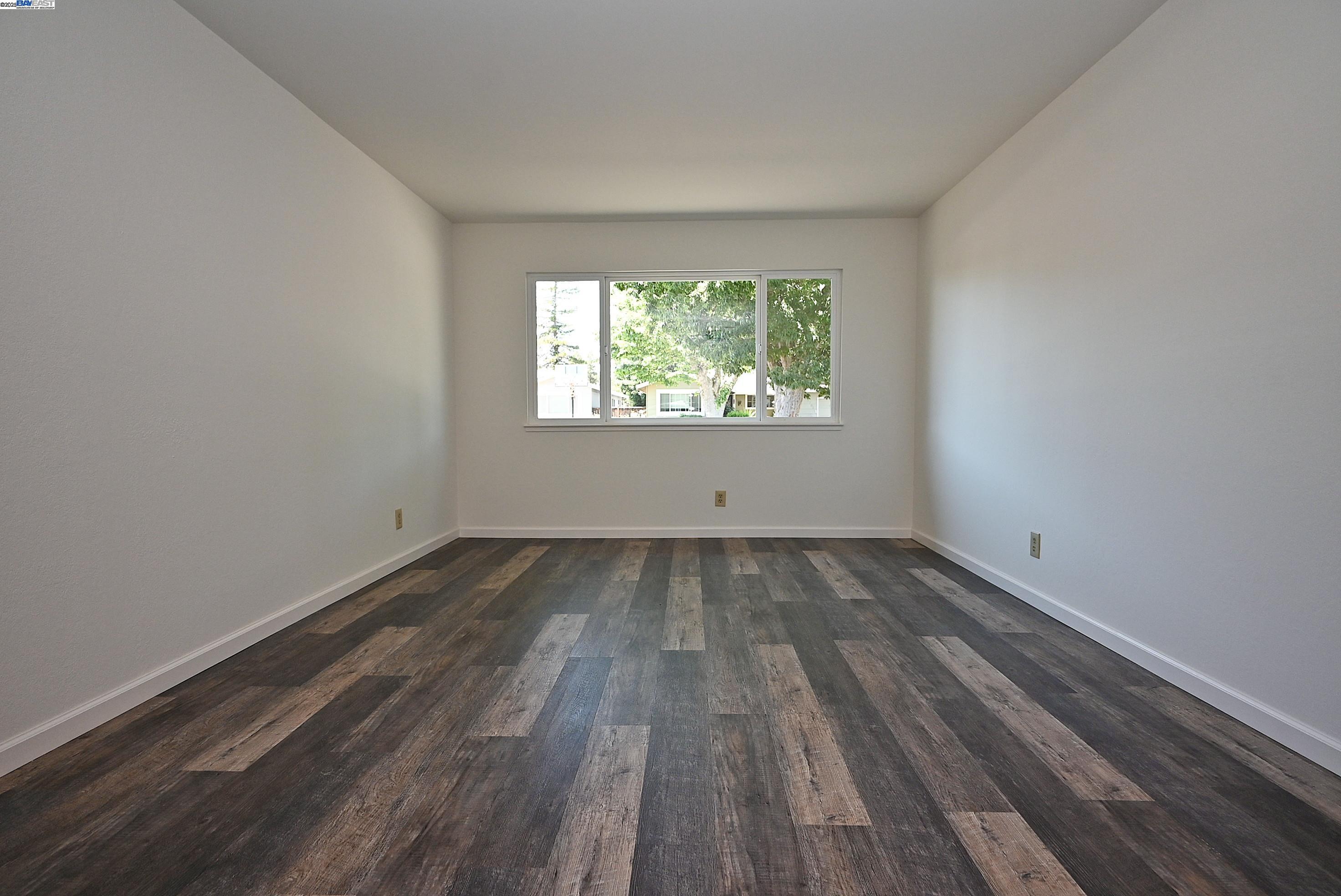 Detail Gallery Image 16 of 35 For 1362 Saint Mary Dr, Livermore,  CA 94550 - 4 Beds | 2 Baths