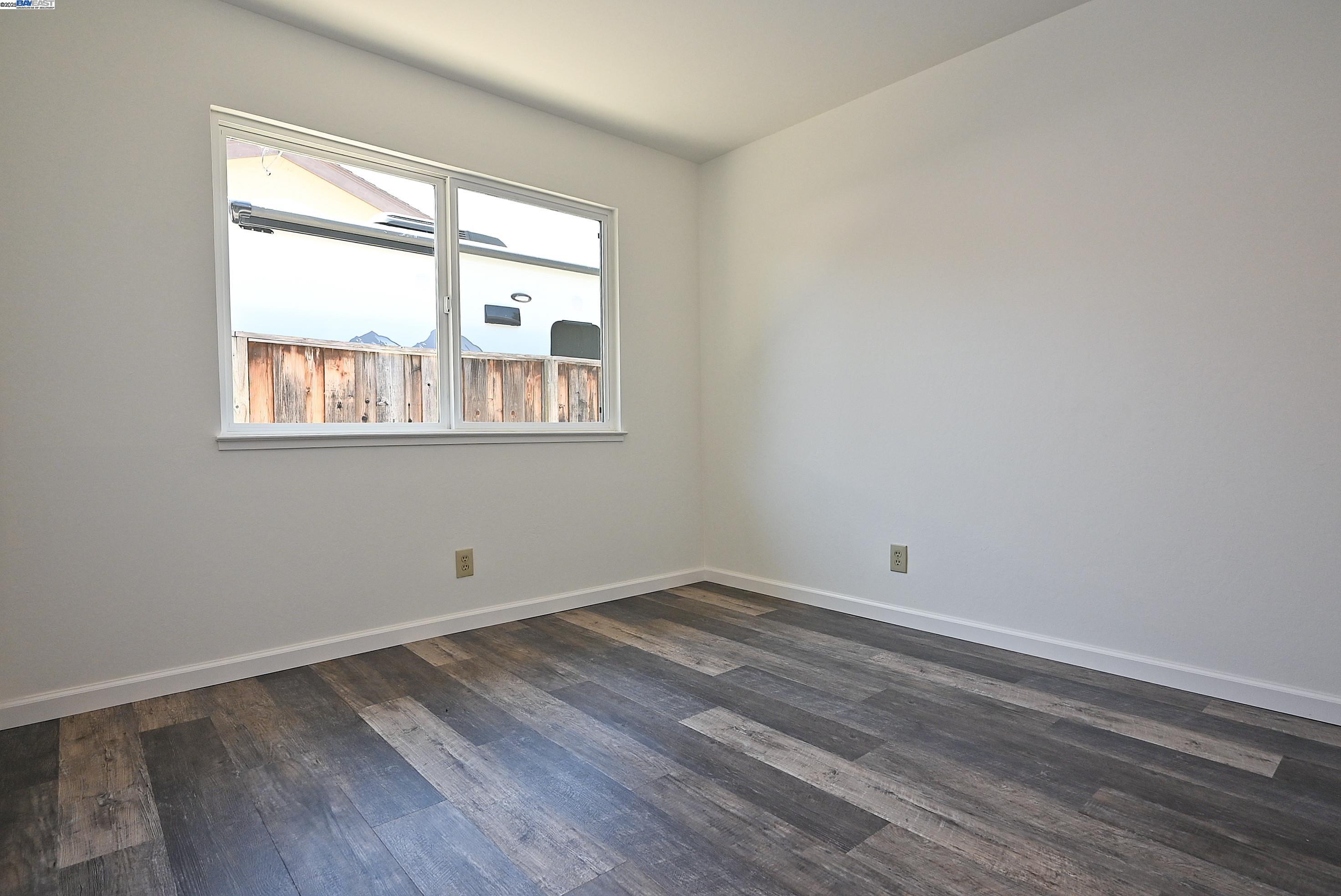 Detail Gallery Image 22 of 35 For 1362 Saint Mary Dr, Livermore,  CA 94550 - 4 Beds | 2 Baths