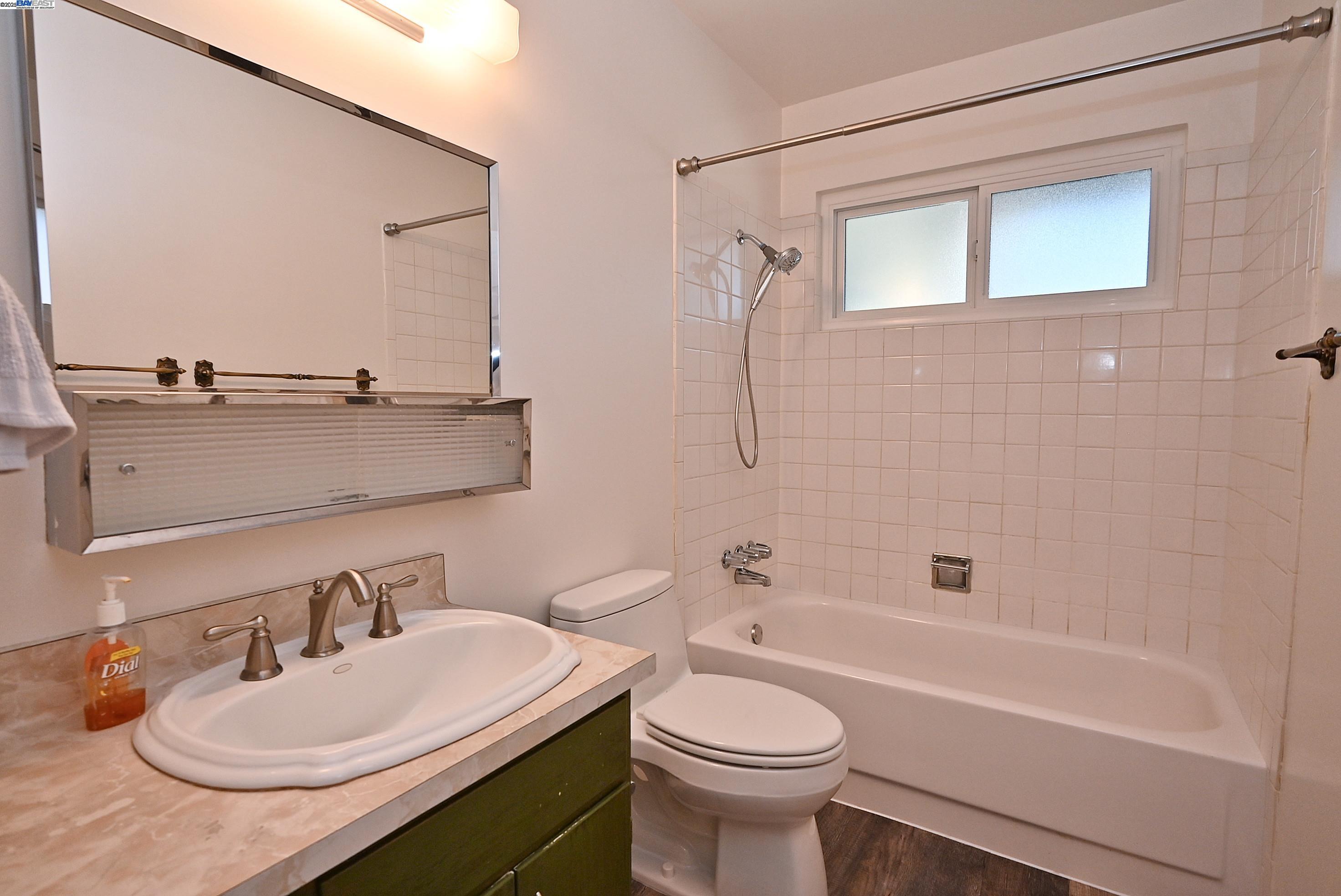 Detail Gallery Image 27 of 35 For 1362 Saint Mary Dr, Livermore,  CA 94550 - 4 Beds | 2 Baths