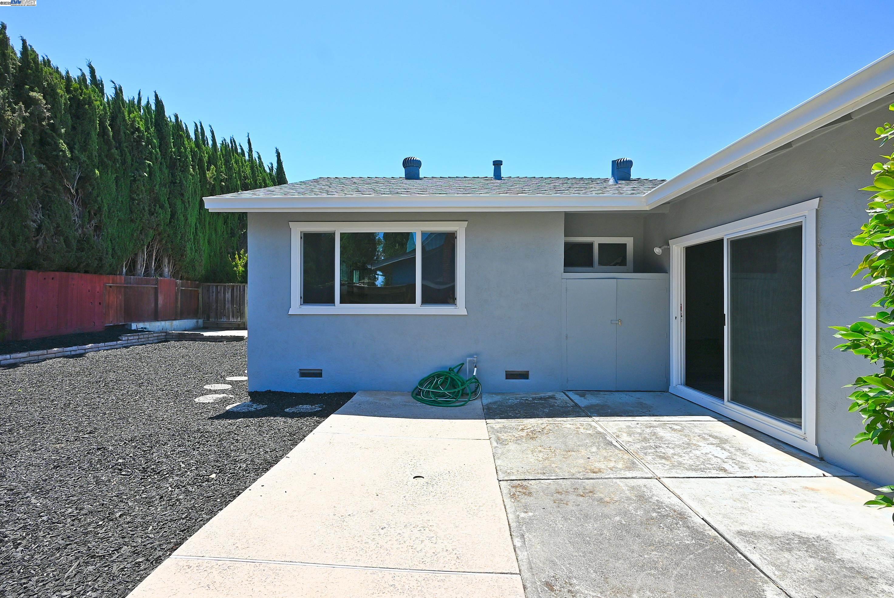 Detail Gallery Image 28 of 35 For 1362 Saint Mary Dr, Livermore,  CA 94550 - 4 Beds | 2 Baths