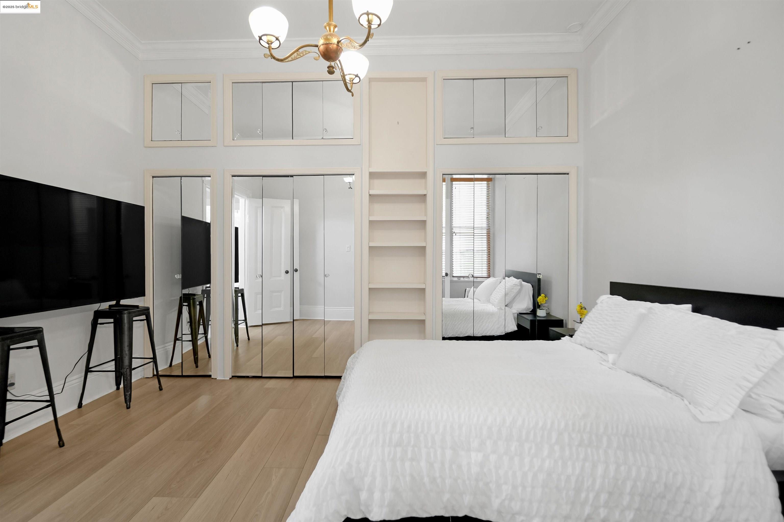 Detail Gallery Image 21 of 60 For 2654-2656 Bush St, San Francisco,  CA 94115-1219 - – Beds | – Baths