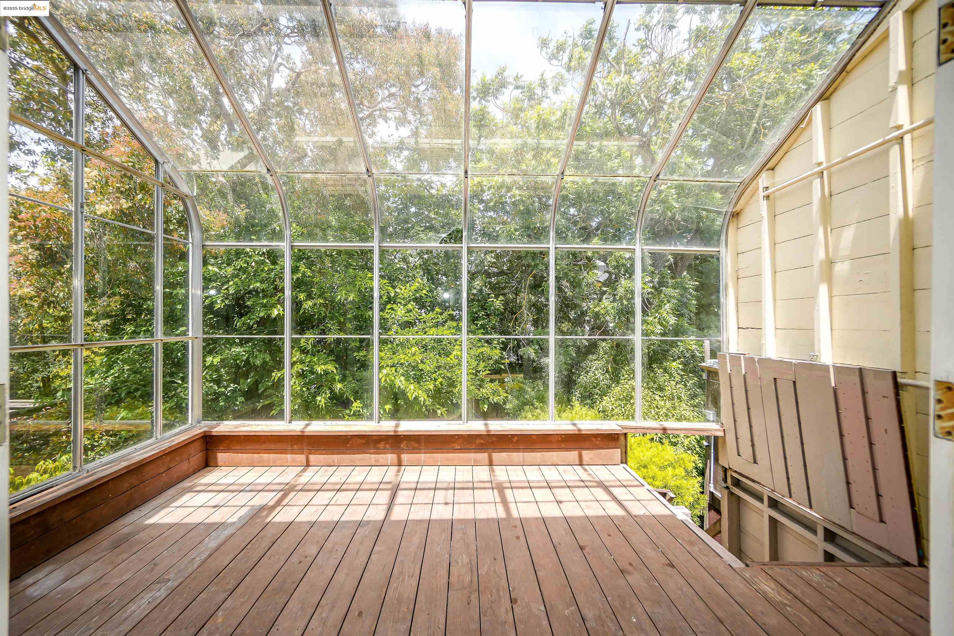 Detail Gallery Image 31 of 60 For 2654-2656 Bush St, San Francisco,  CA 94115-1219 - – Beds | – Baths