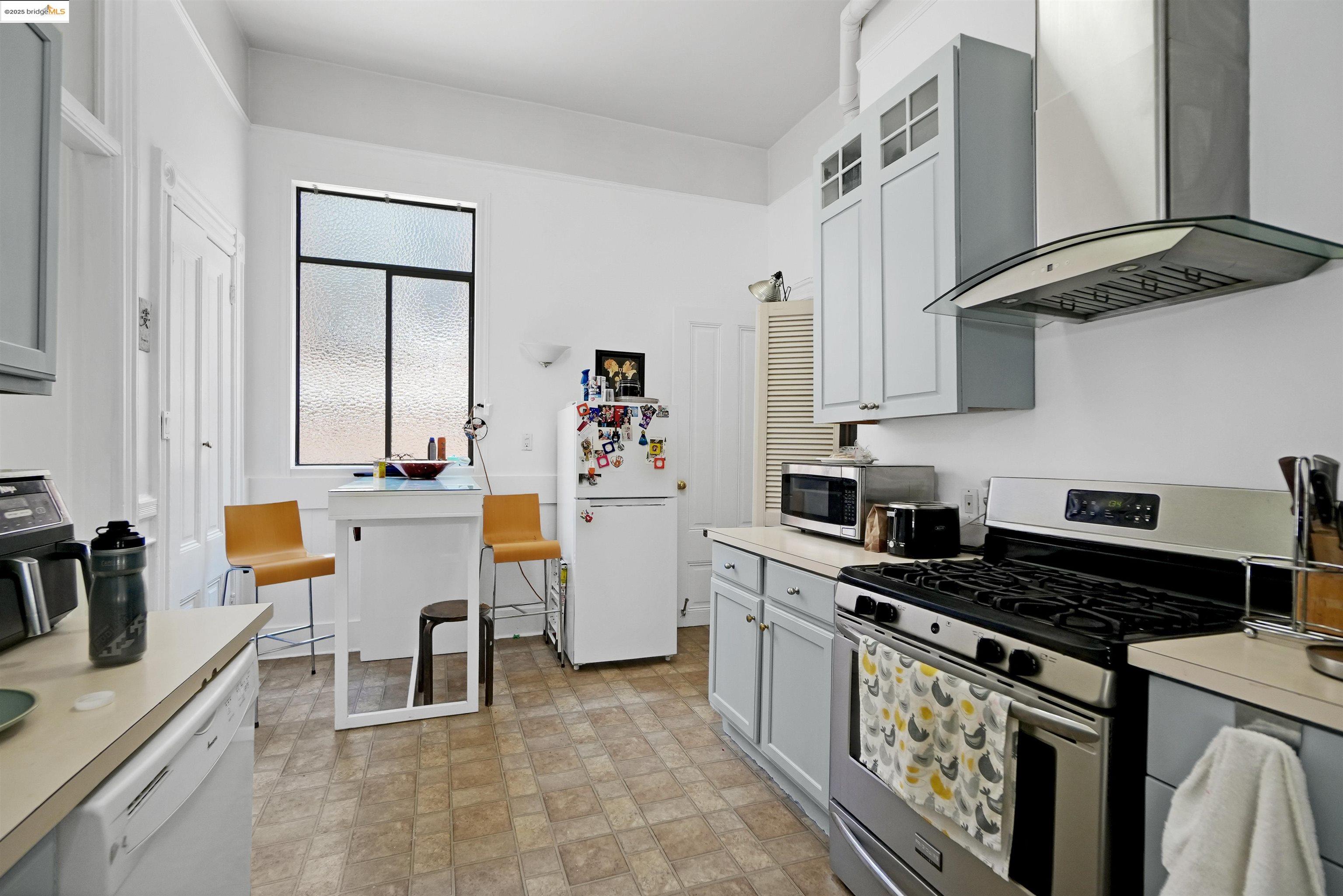 Detail Gallery Image 44 of 60 For 2654-2656 Bush St, San Francisco,  CA 94115-1219 - – Beds | – Baths