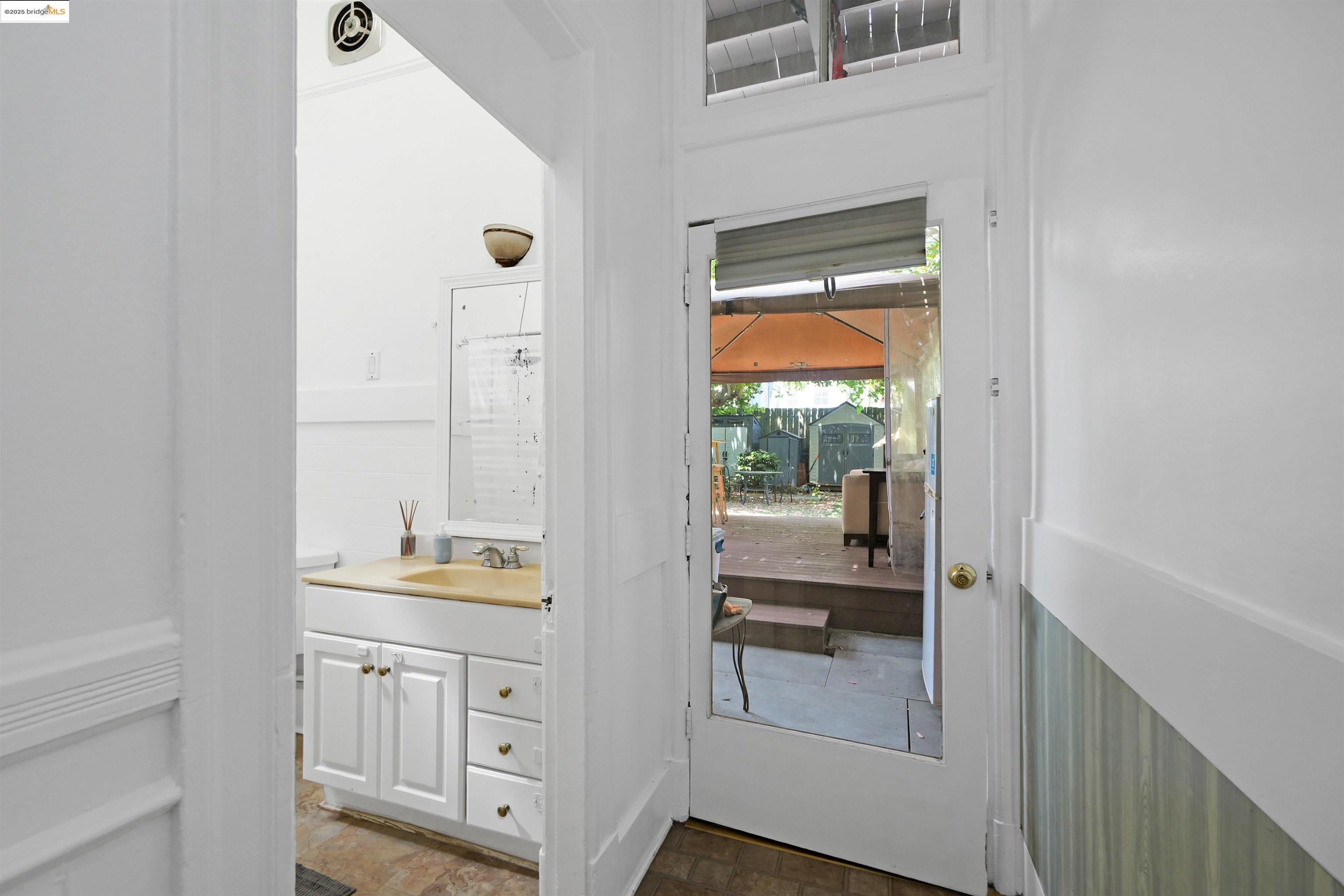 Detail Gallery Image 48 of 60 For 2654-2656 Bush St, San Francisco,  CA 94115-1219 - – Beds | – Baths