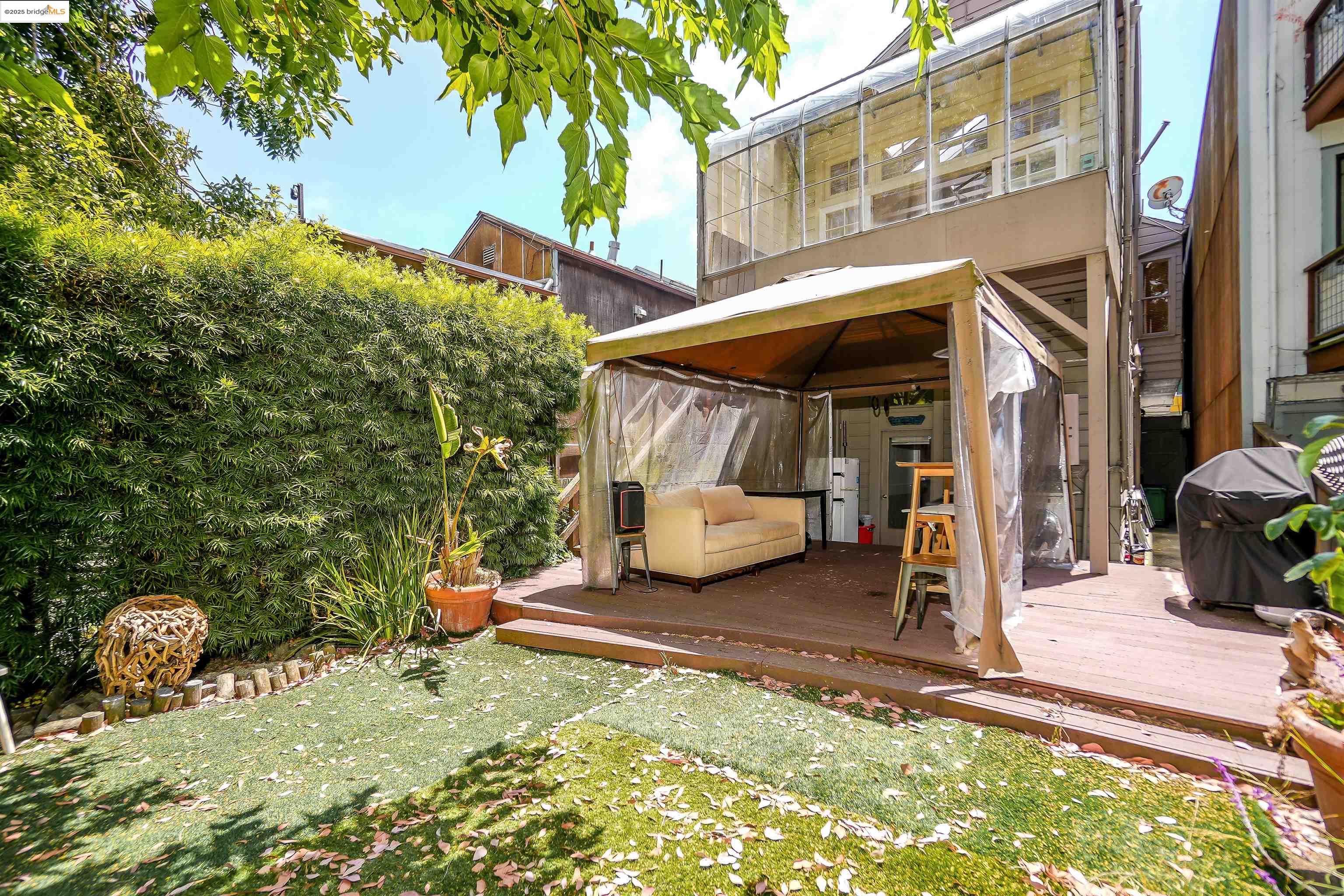 Detail Gallery Image 50 of 60 For 2654-2656 Bush St, San Francisco,  CA 94115-1219 - – Beds | – Baths