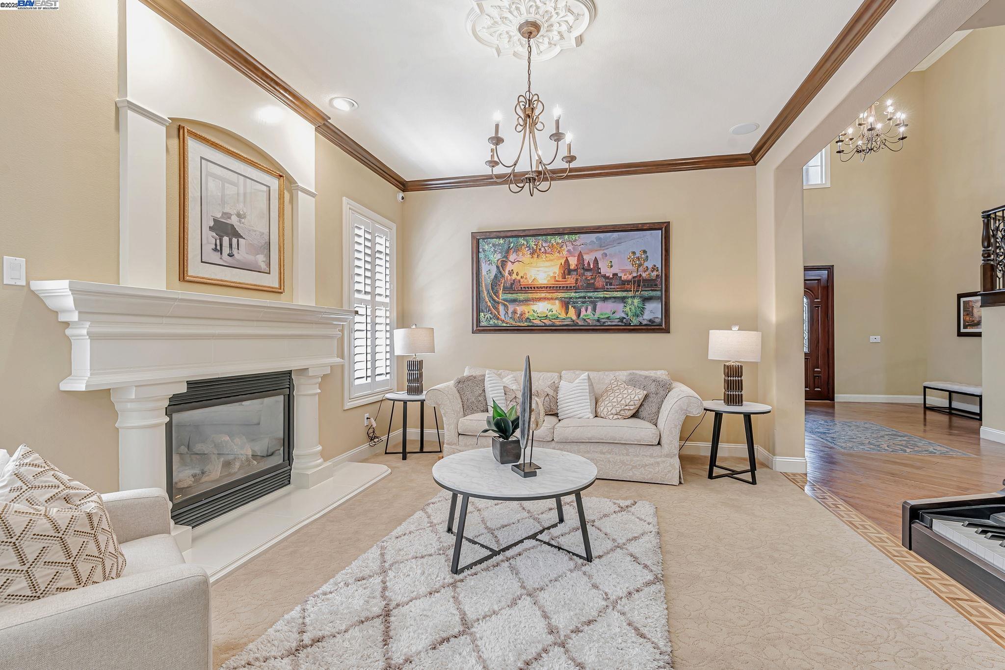 Detail Gallery Image 10 of 60 For 2734 E Sugar Hill Ter, Dublin,  CA 94568 - 5 Beds | 4/1 Baths