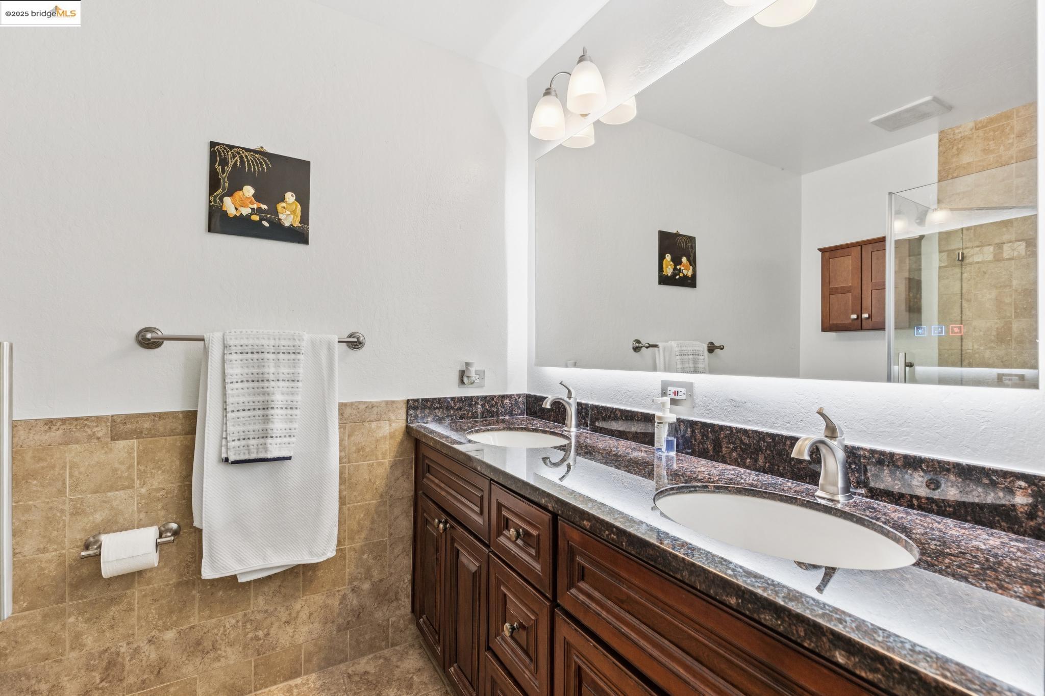 Detail Gallery Image 22 of 46 For 3422 Sunleaf Way, Richmond,  CA 94806 - 3 Beds | 2/1 Baths