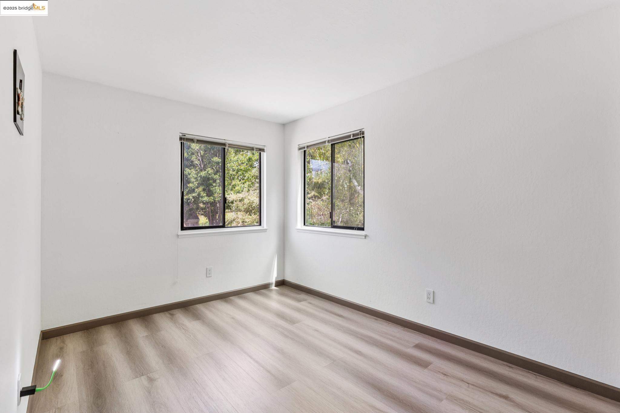 Detail Gallery Image 25 of 46 For 3422 Sunleaf Way, Richmond,  CA 94806 - 3 Beds | 2/1 Baths