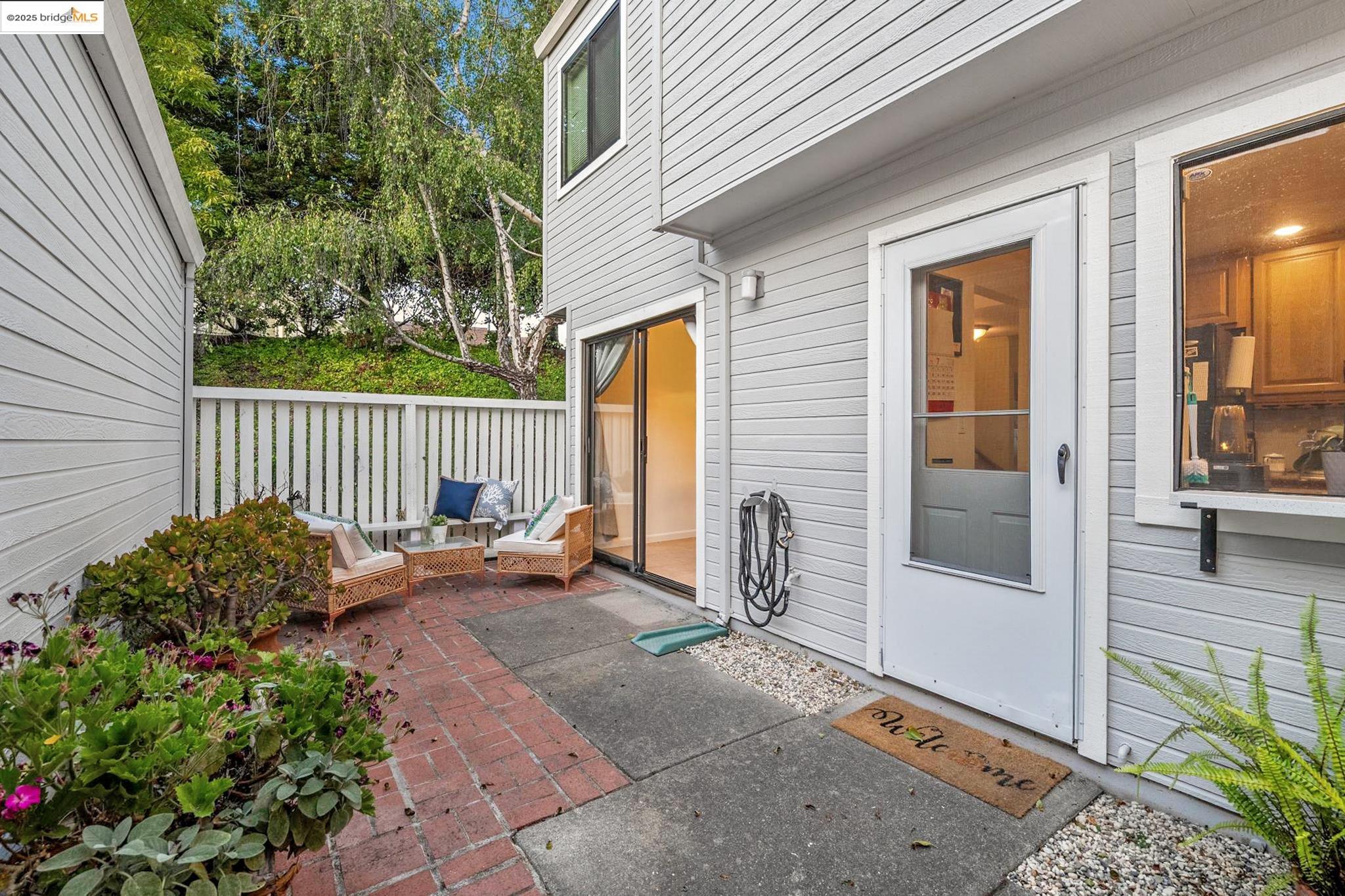 Detail Gallery Image 29 of 46 For 3422 Sunleaf Way, Richmond,  CA 94806 - 3 Beds | 2/1 Baths