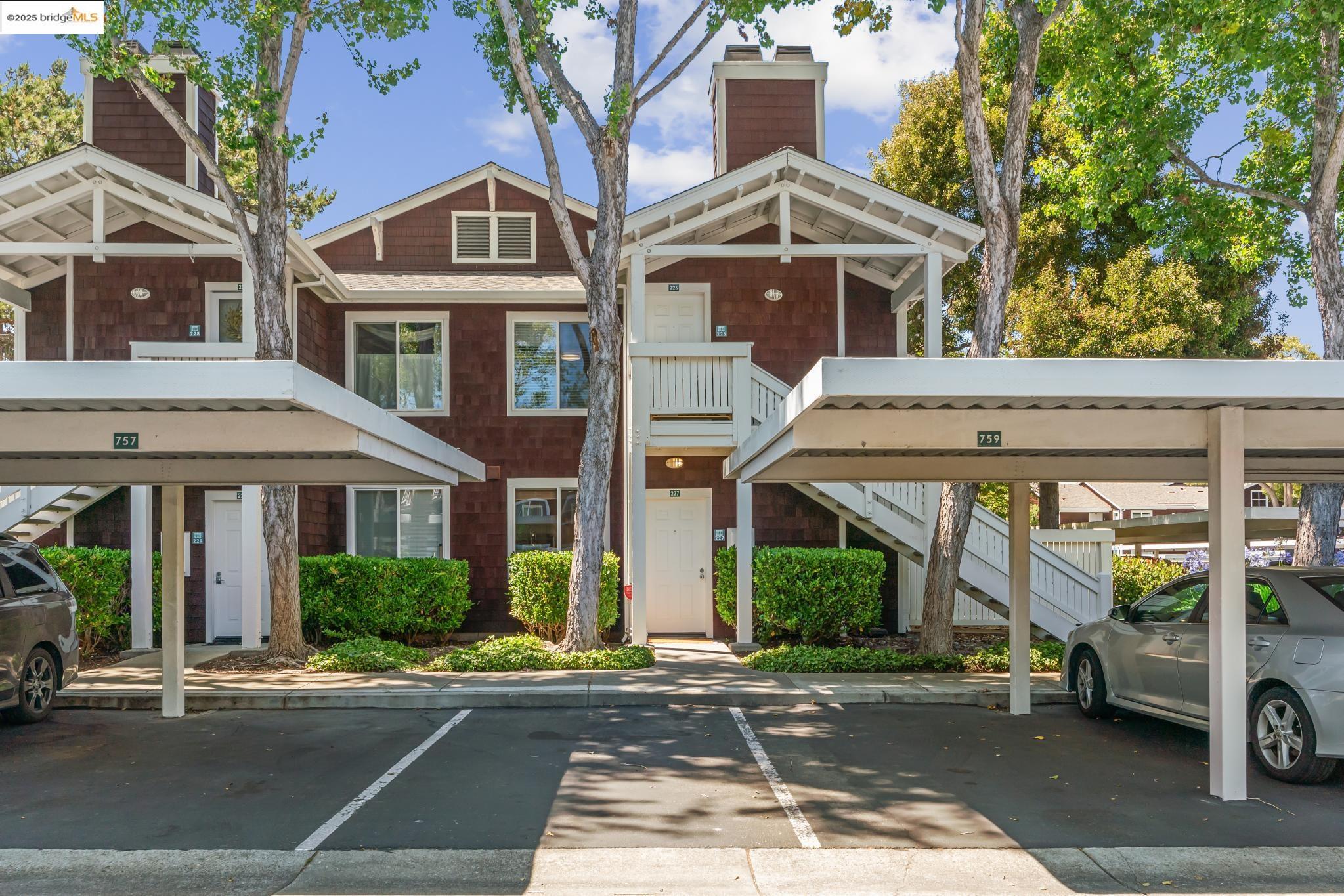 Detail Gallery Image 2 of 60 For 227 Marina Lakes Dr, Richmond,  CA 94804 - 2 Beds | 1 Baths
