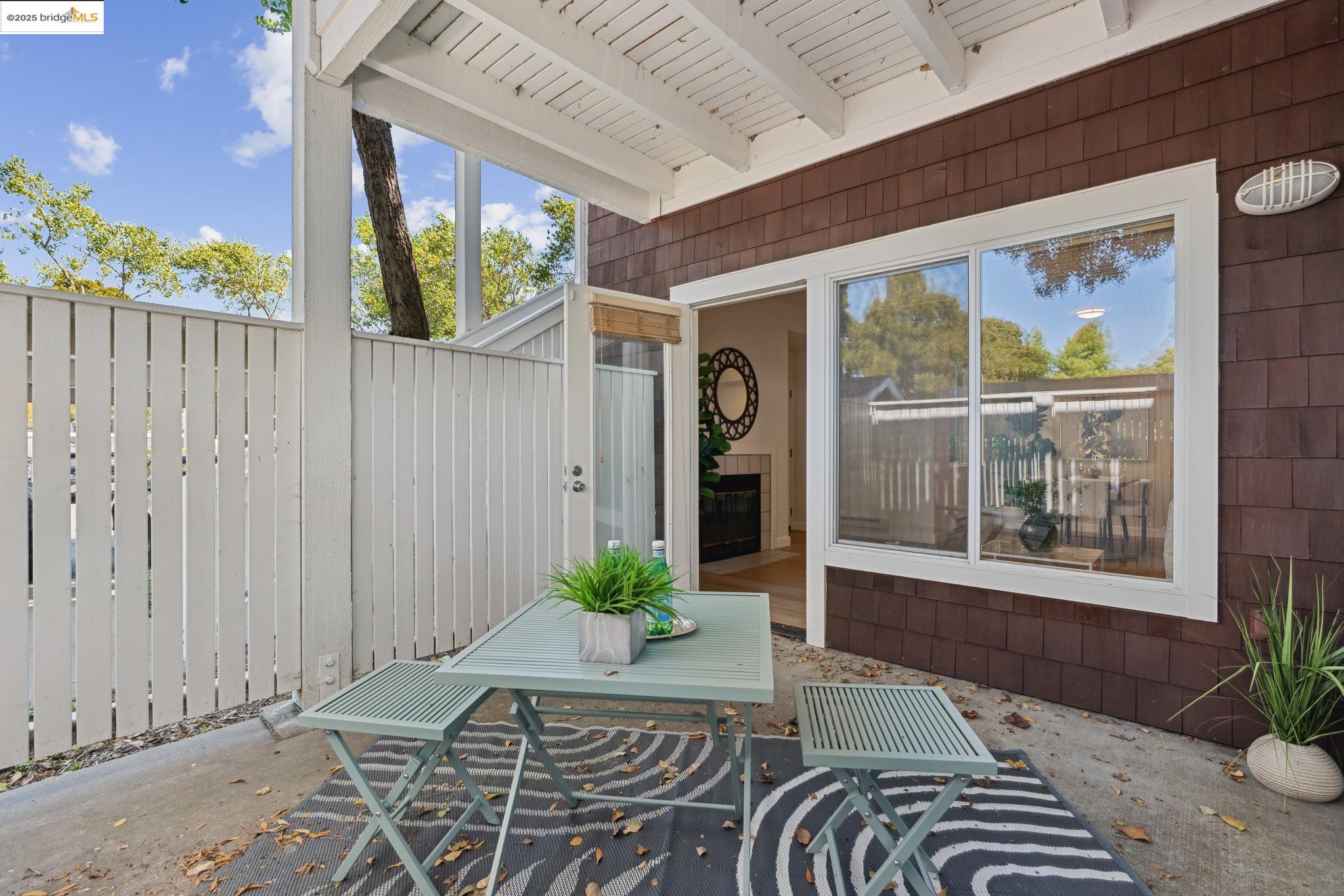 Detail Gallery Image 26 of 60 For 227 Marina Lakes Dr, Richmond,  CA 94804 - 2 Beds | 1 Baths