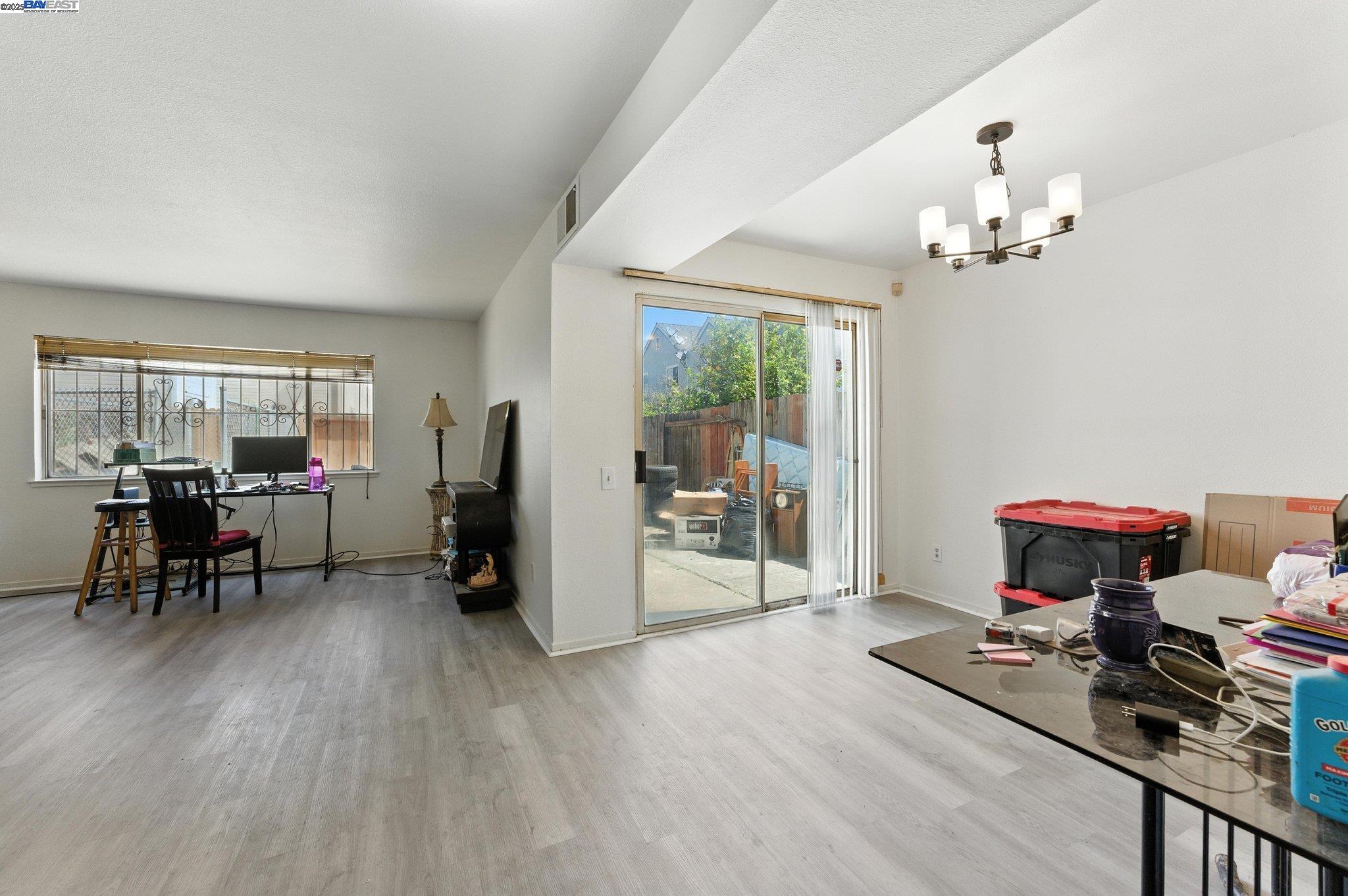 Photo #6: 41104010 Listing 