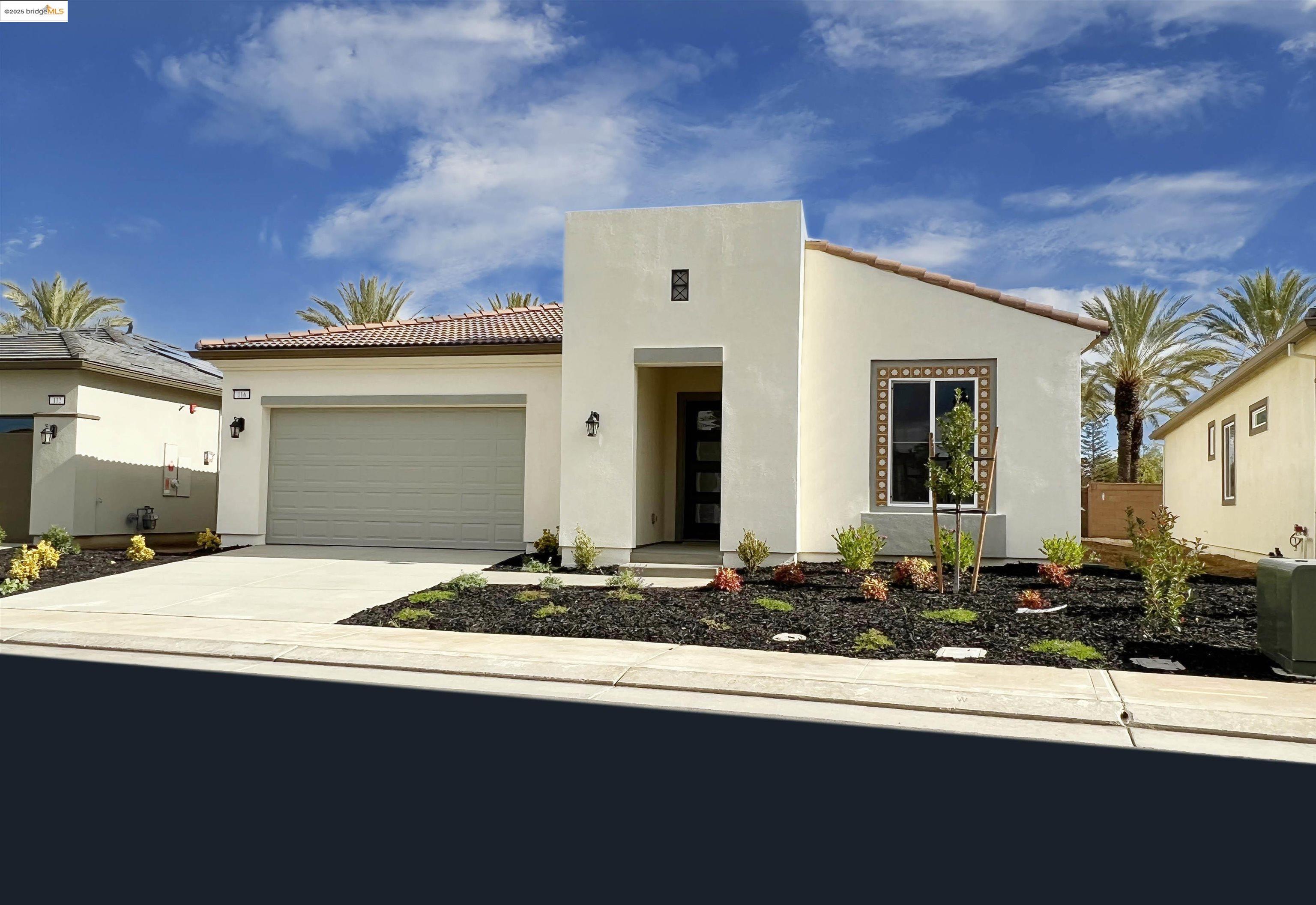 Detail Gallery Image 1 of 1 For 116 Heirloom Drive, Brentwood,  CA 94513 - 2 Beds | 2 Baths