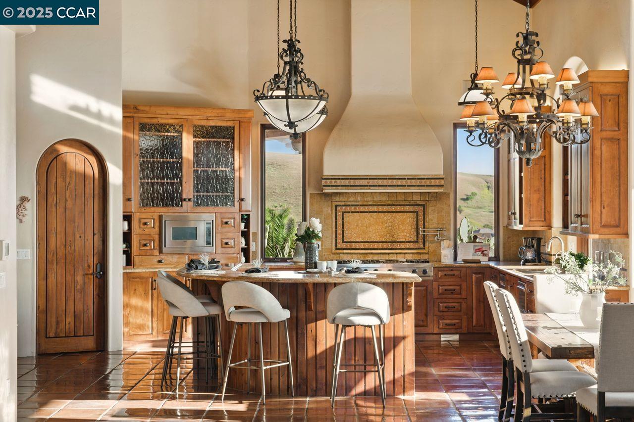 Detail Gallery Image 19 of 60 For 1615 Lawrence Rd, Danville,  CA 94506 - 4 Beds | 4/2 Baths