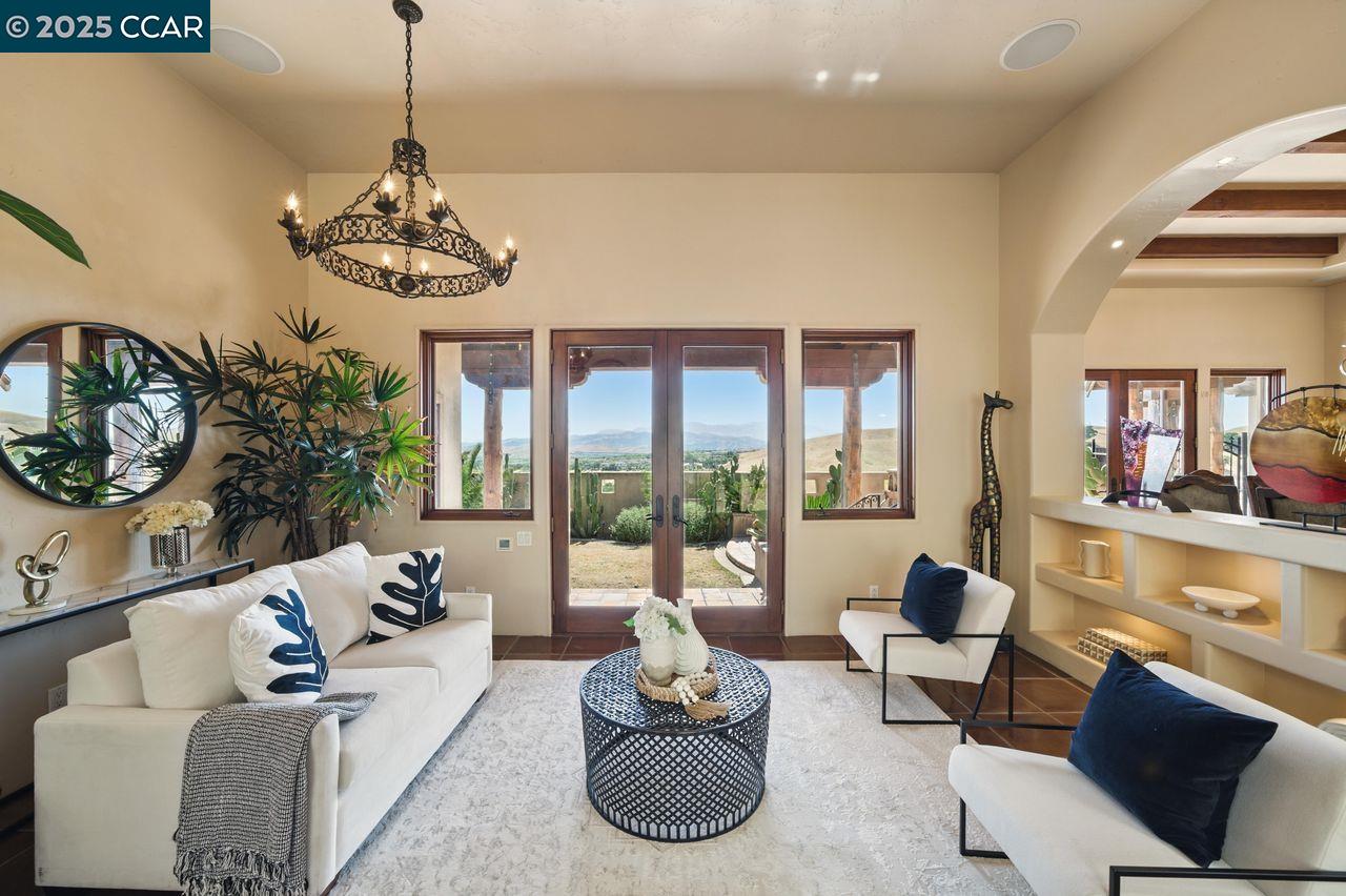 Detail Gallery Image 24 of 60 For 1615 Lawrence Rd, Danville,  CA 94506 - 4 Beds | 4/2 Baths