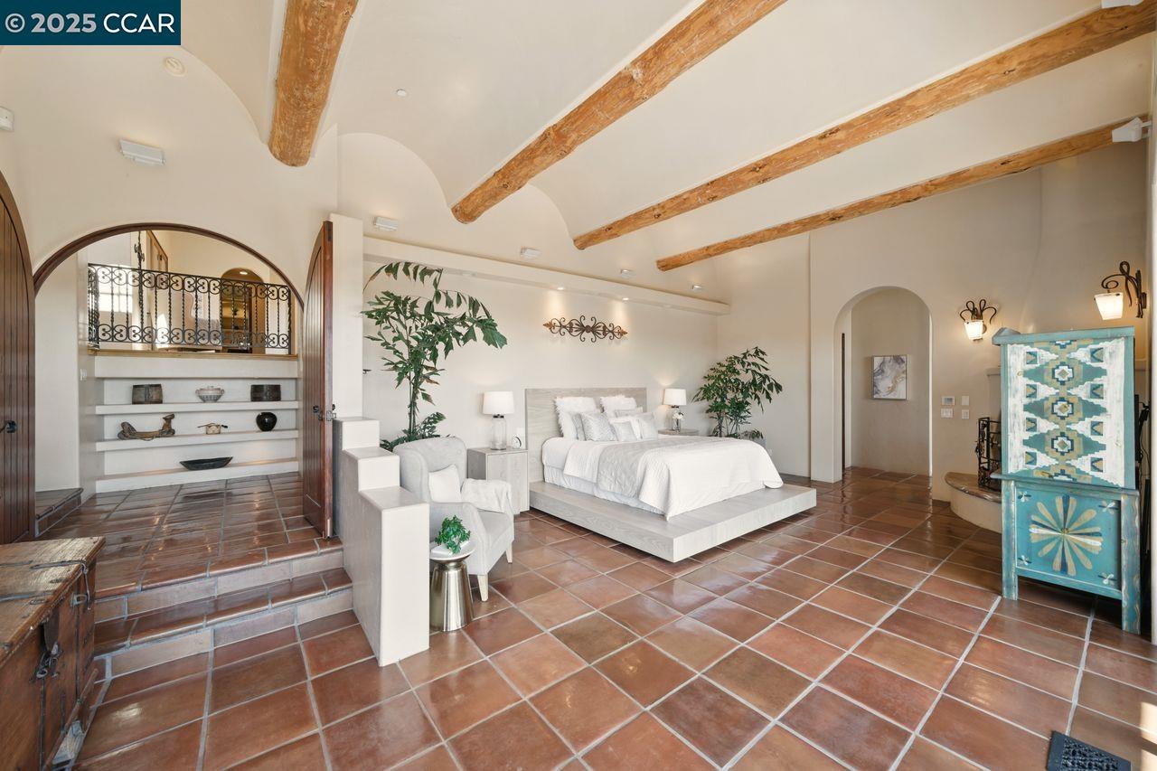 Detail Gallery Image 25 of 60 For 1615 Lawrence Rd, Danville,  CA 94506 - 4 Beds | 4/2 Baths