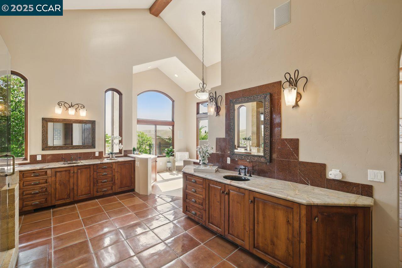 Detail Gallery Image 30 of 60 For 1615 Lawrence Rd, Danville,  CA 94506 - 4 Beds | 4/2 Baths